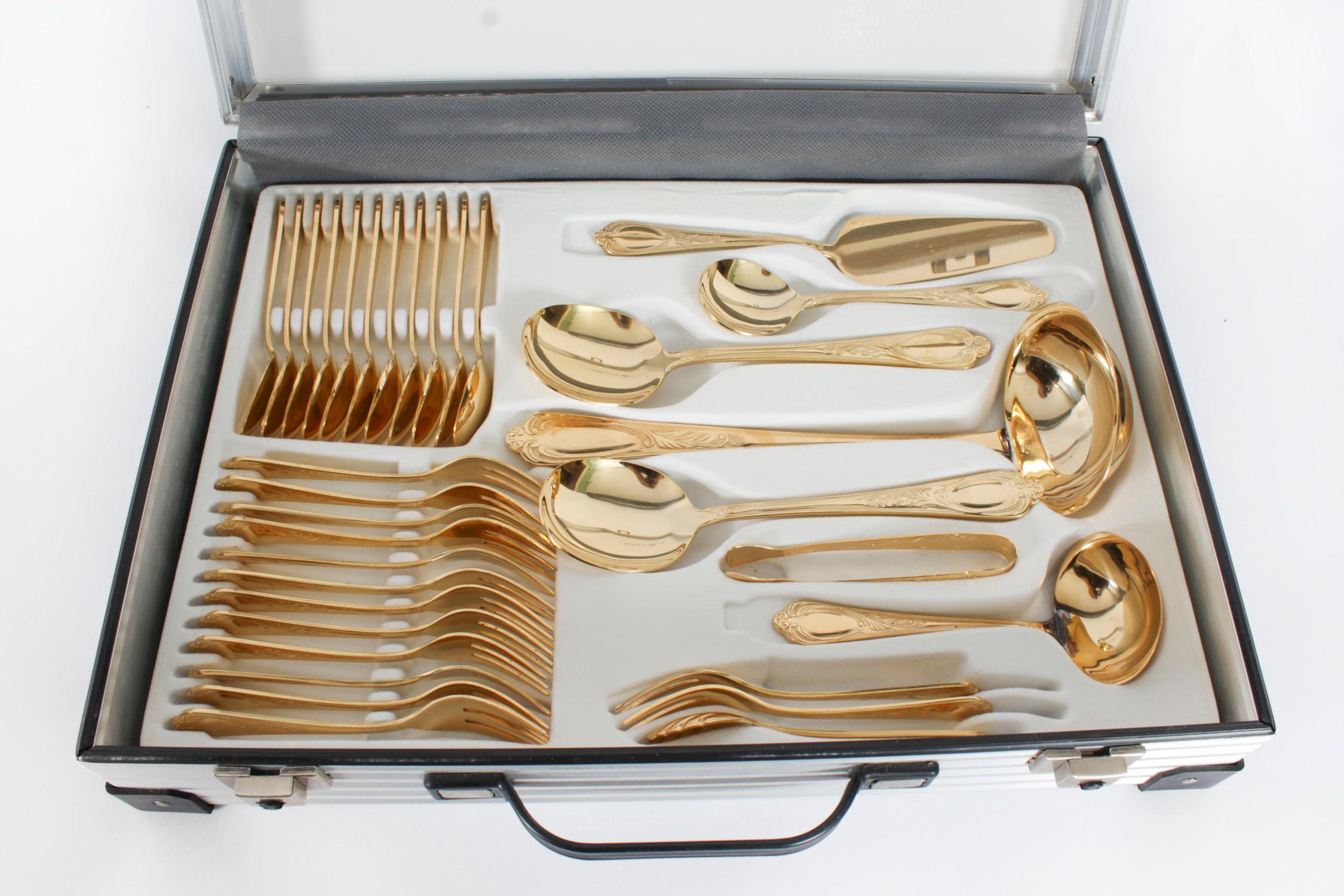 Solingen 69 pièces de couverts de canteen plaqué or 20ème siècle Bon état - En vente à London, GB