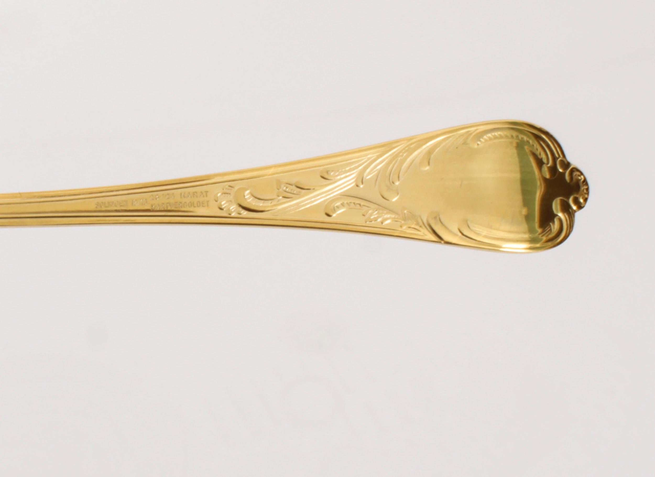 Vintage Solingen German 123 Piece Gold Plated Canteen Cutlery Late 20th Century  For Sale 7