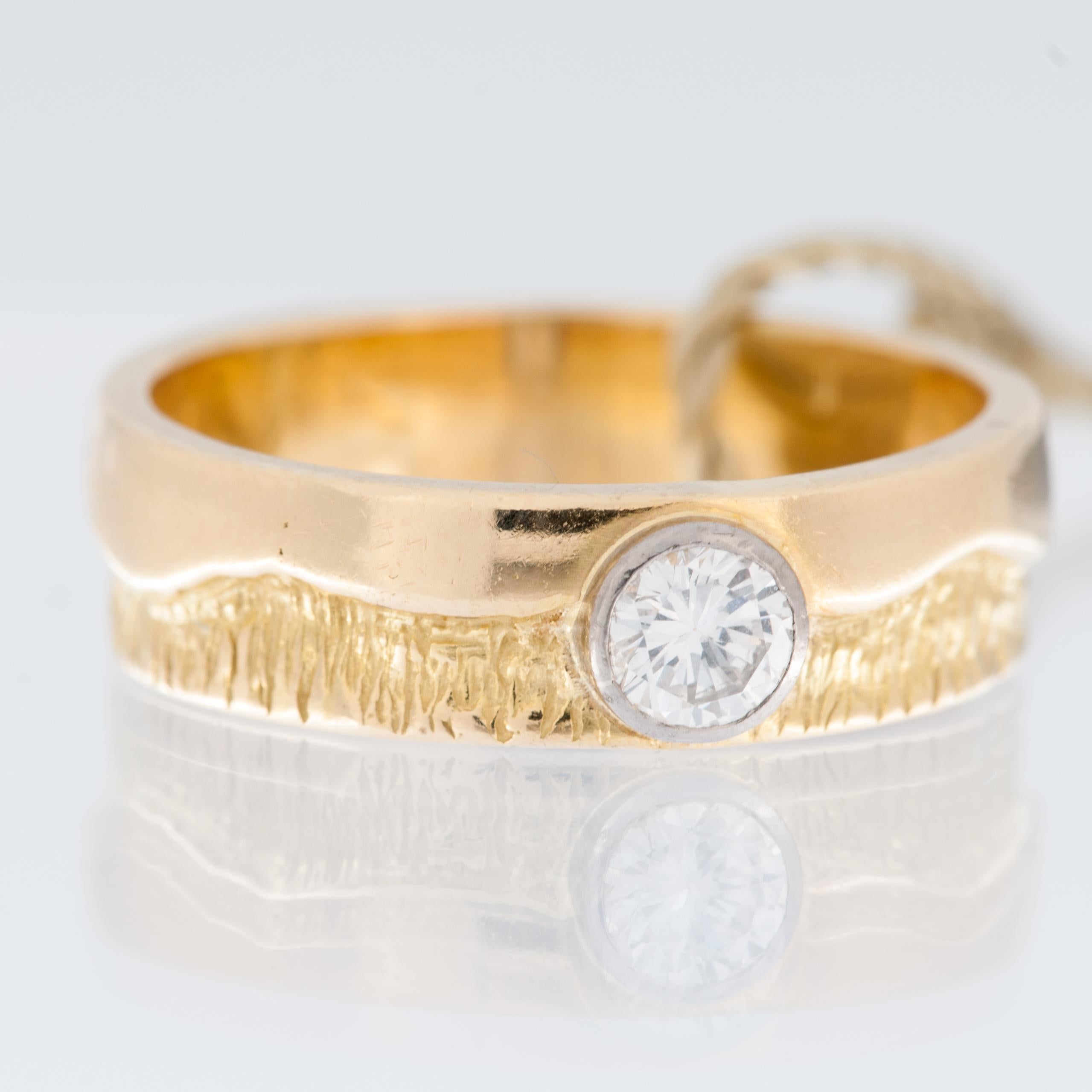 Vintage Solitaire Diamond 18 karat Yellow Gold Ring In Good Condition For Sale In Esch-Sur-Alzette, LU