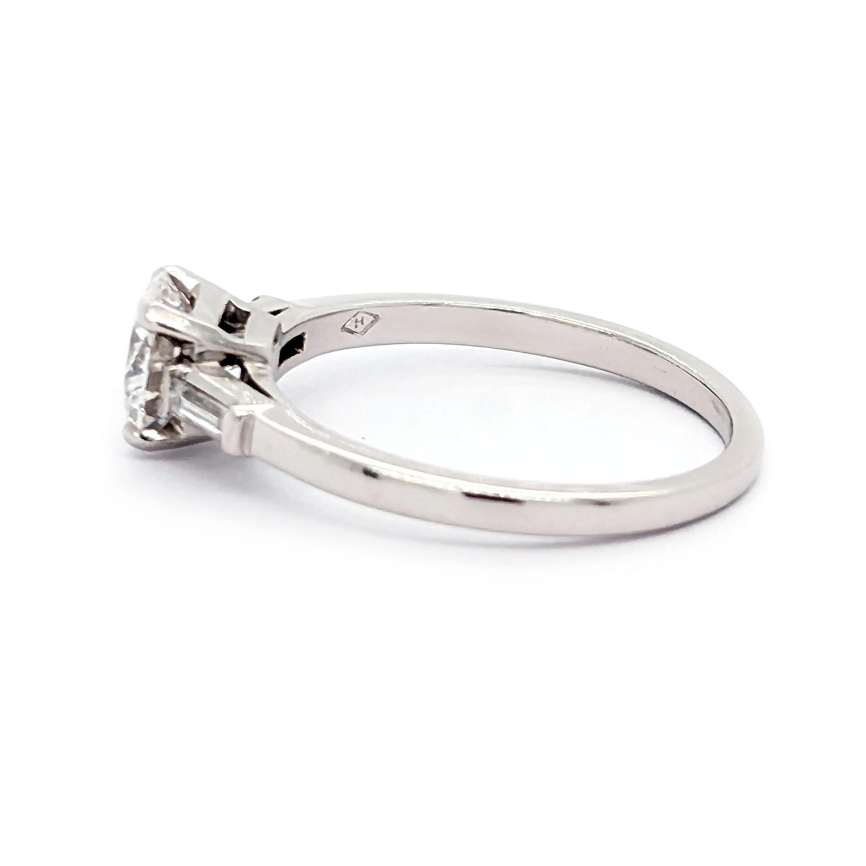 Vintage Solitaire Diamond and Platinum Ring, 0.81 Carats, Circa 1940 For Sale 1