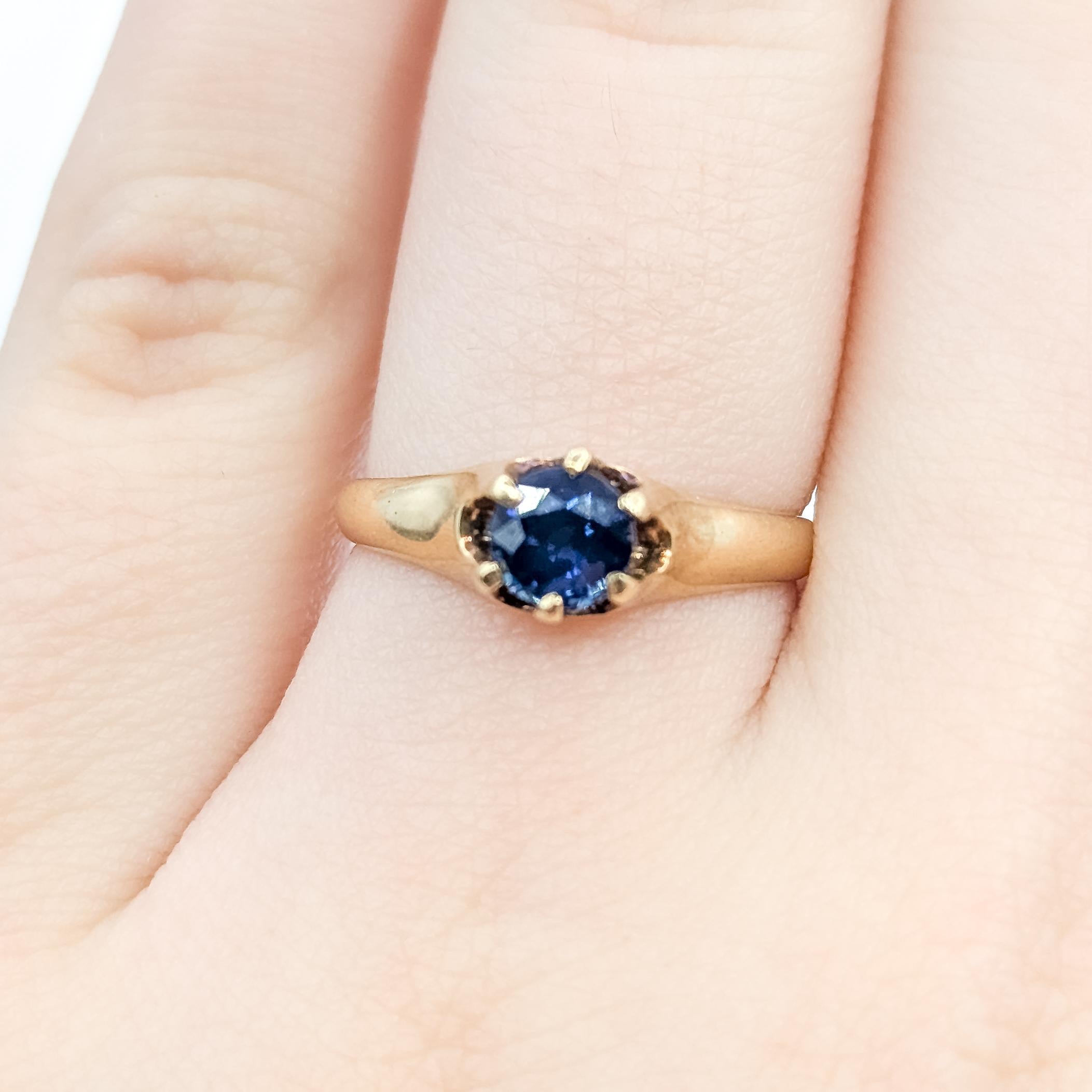 Vintage Solitär Saphir Ring in 14k Gelbgold Damen im Angebot