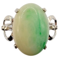 Vintage Solitaire White & Green Jade Ring in White Gold