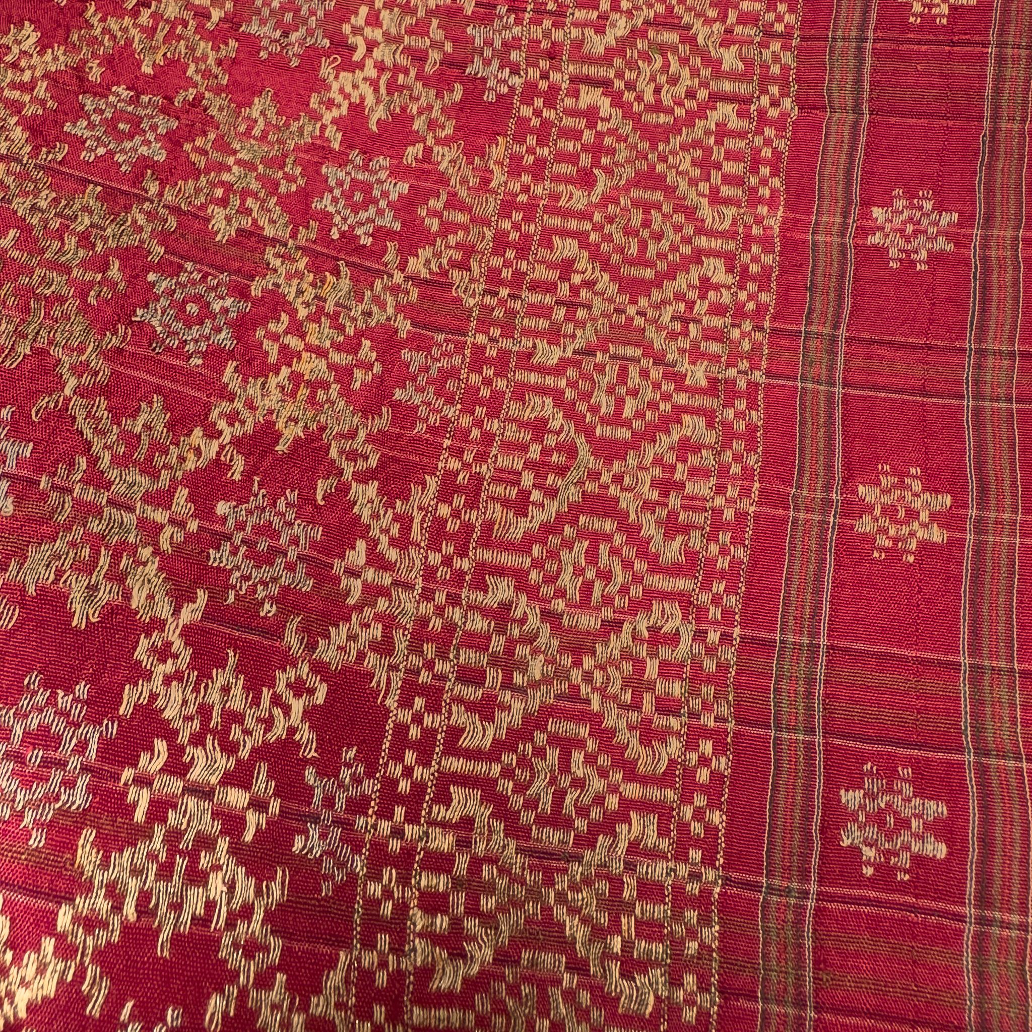 Turco Copricuscino Songket vintage con retro in velluto di seta in vendita