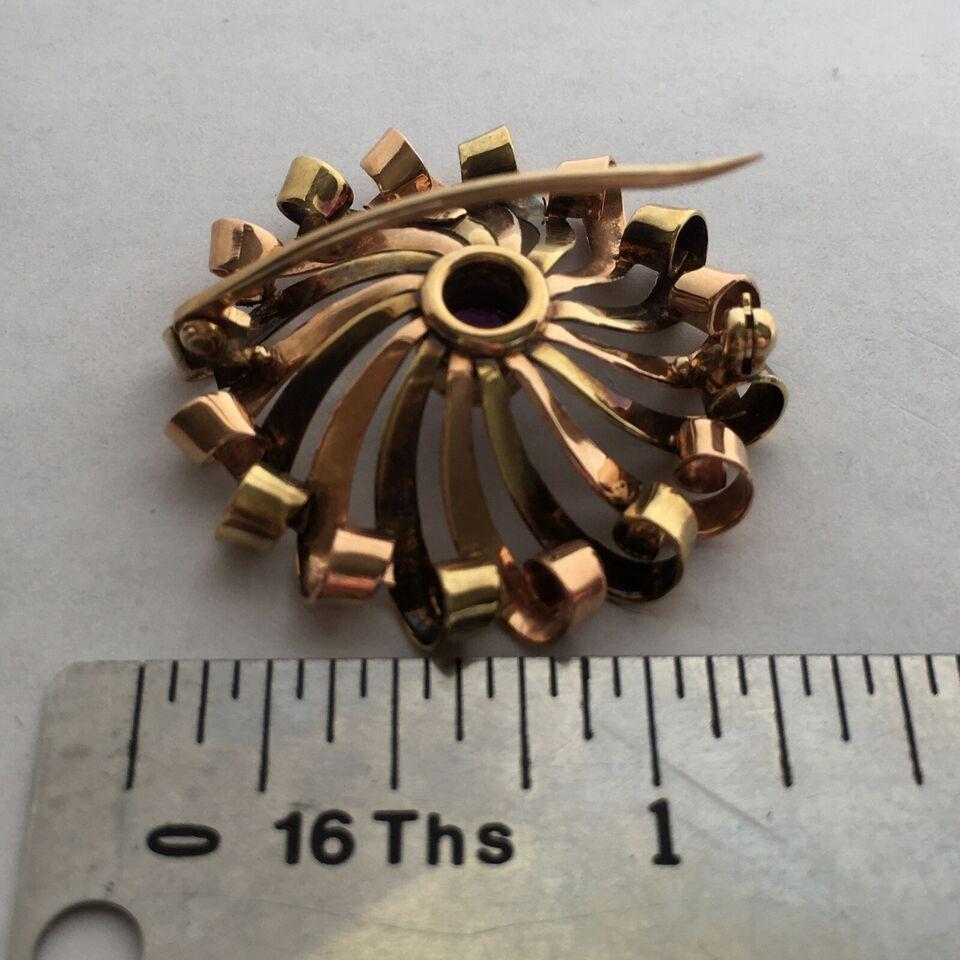 Vintage SORET Retro 14K Two Tone Rose Green Gold Amethyst Brooch US In Good Condition For Sale In Los Angeles, CA