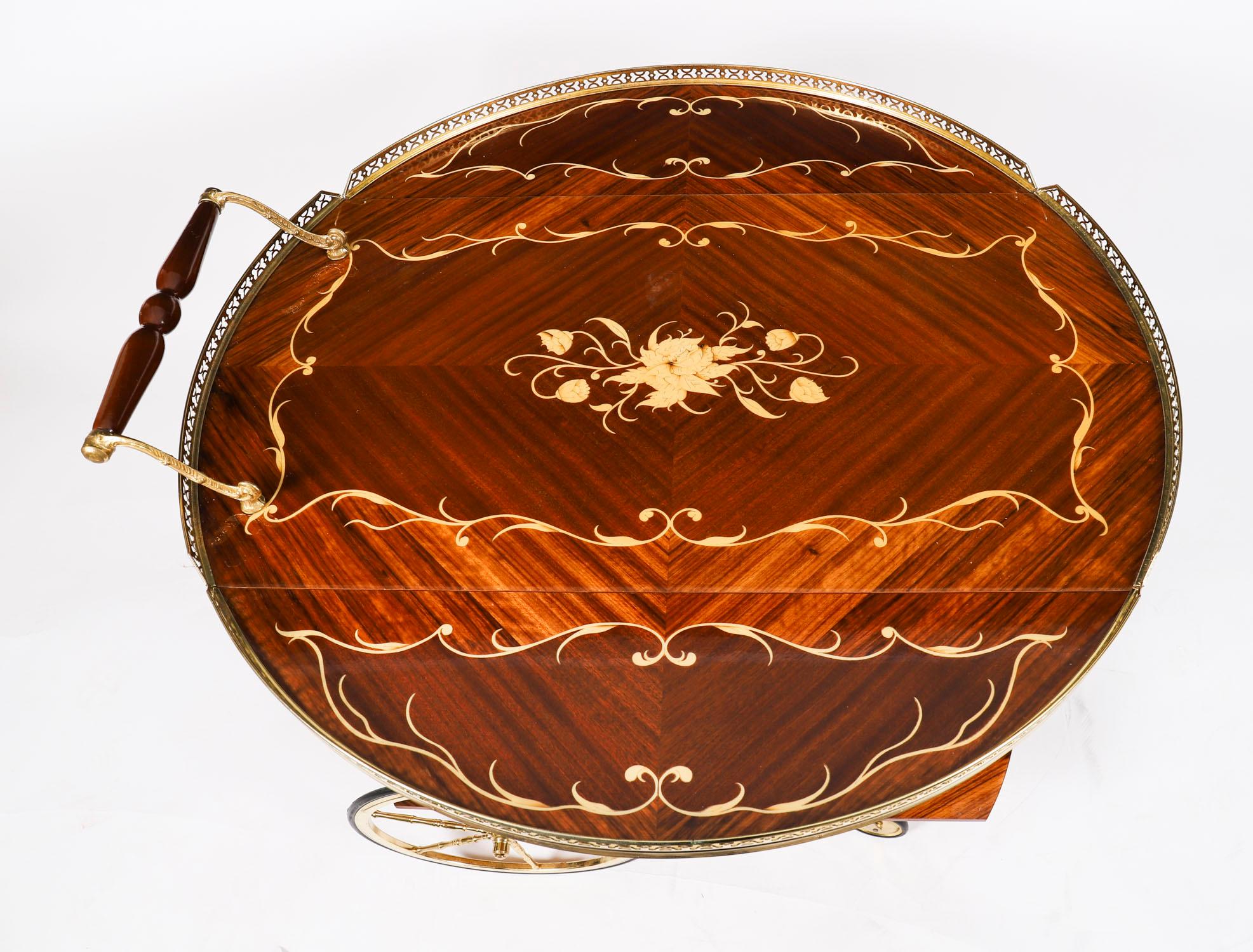 Carrello portabevande d'epoca in intarsio sorrentino della metà del XX secolo in vendita 6