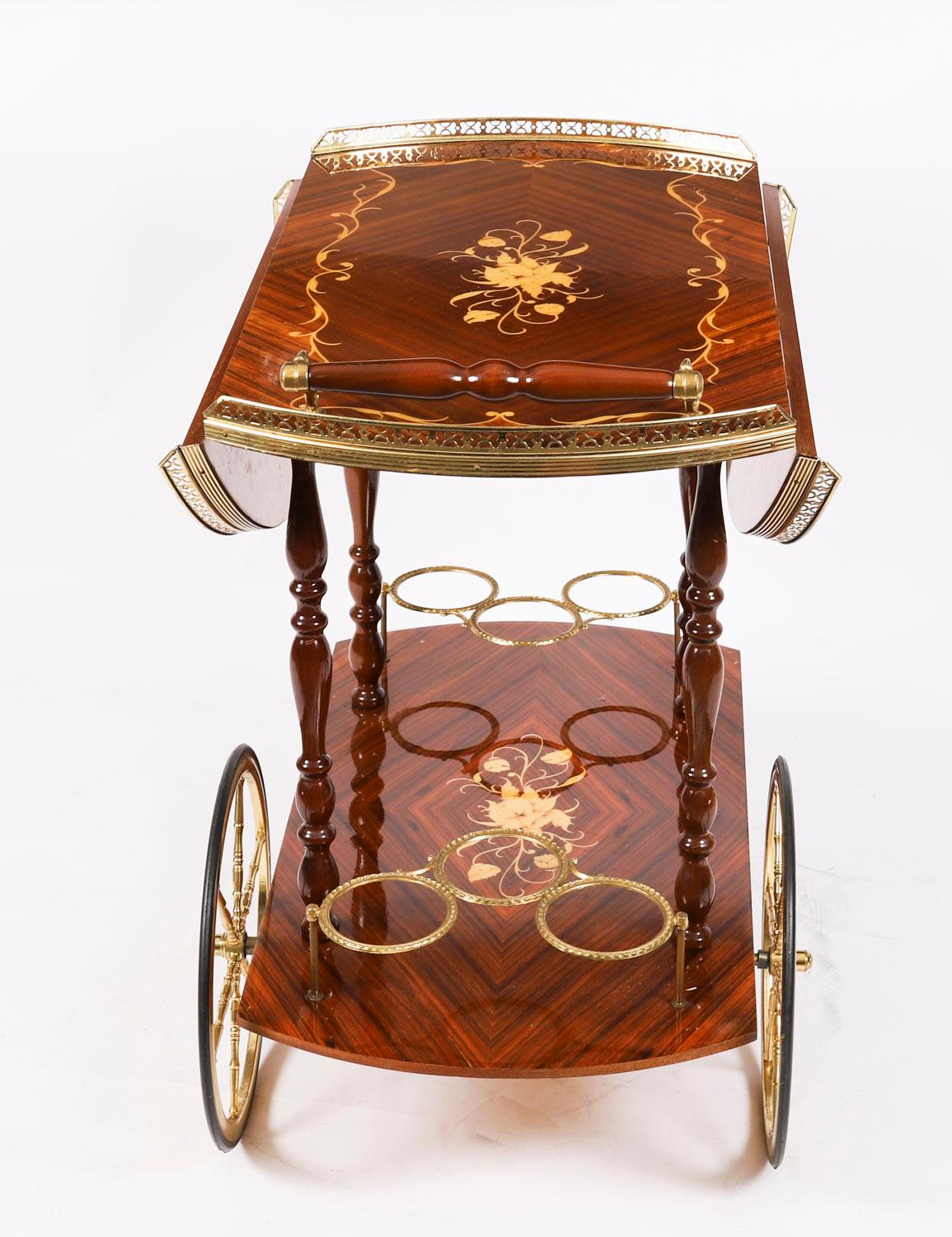 Carrello portabevande d'epoca in intarsio sorrentino della metà del XX secolo in vendita 9
