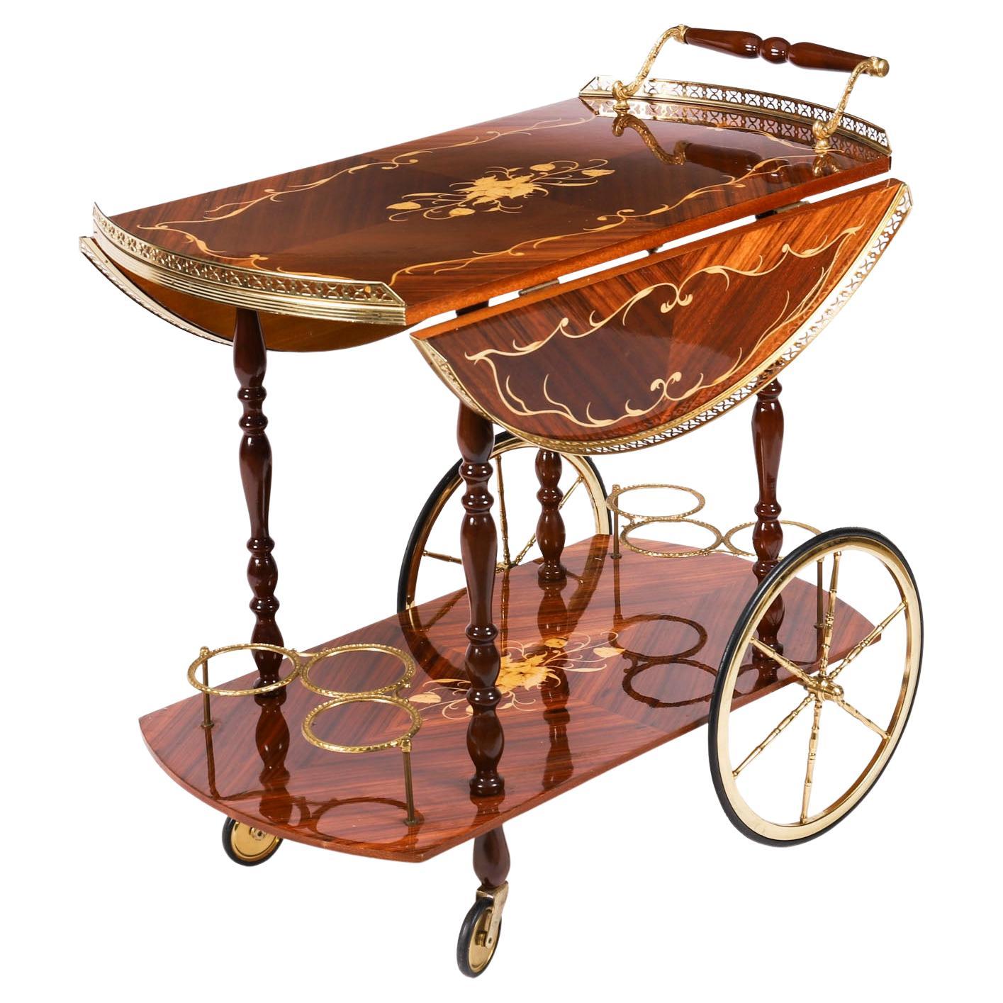 Chariot à boissons vintage en marqueterie italienne de Sorrento Milieu du 20ème siècle