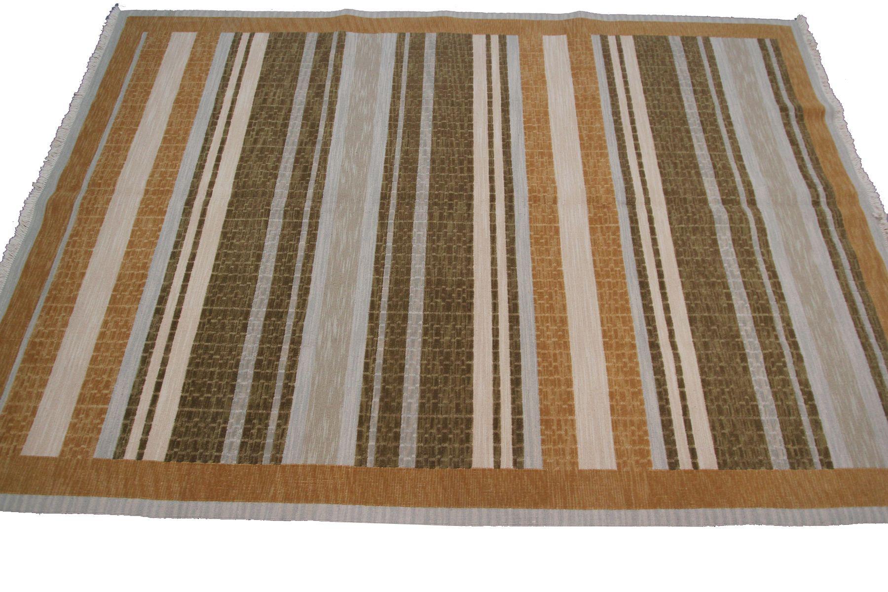 Magnificent Vintage Jajim Flat Weave rug Soumak rug Raised Pile Area Rug 

5'10
