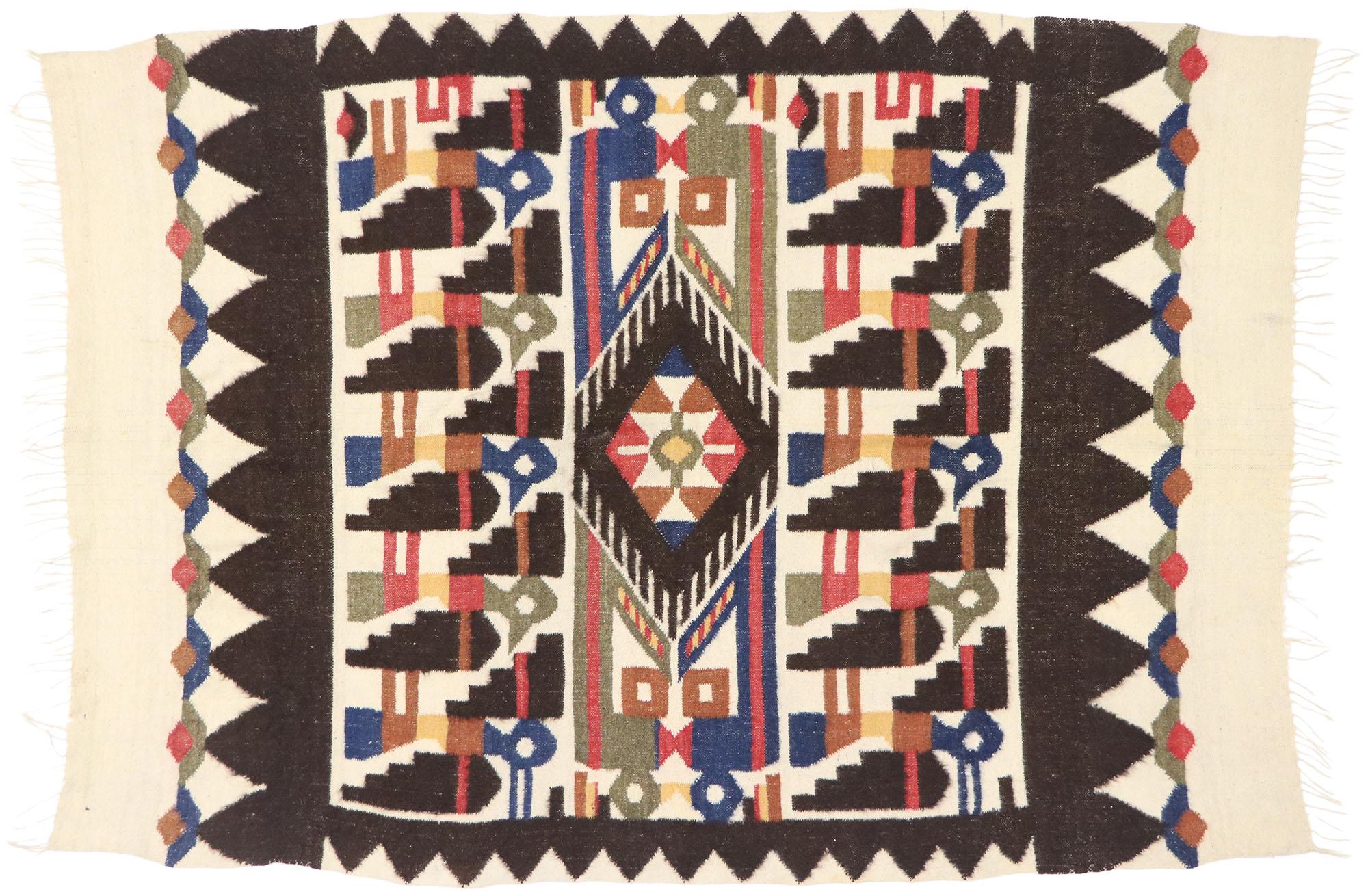 Vintage Südamerikanischer Kilim Peruanischer Teppich Chancay Pájaro Design im Angebot 1