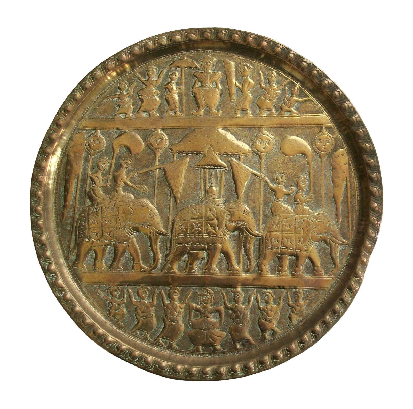 Anglo-Indian Vintage South Asian Brass Plate - Hand Hammered - #12 - India - Mid 20th Century For Sale