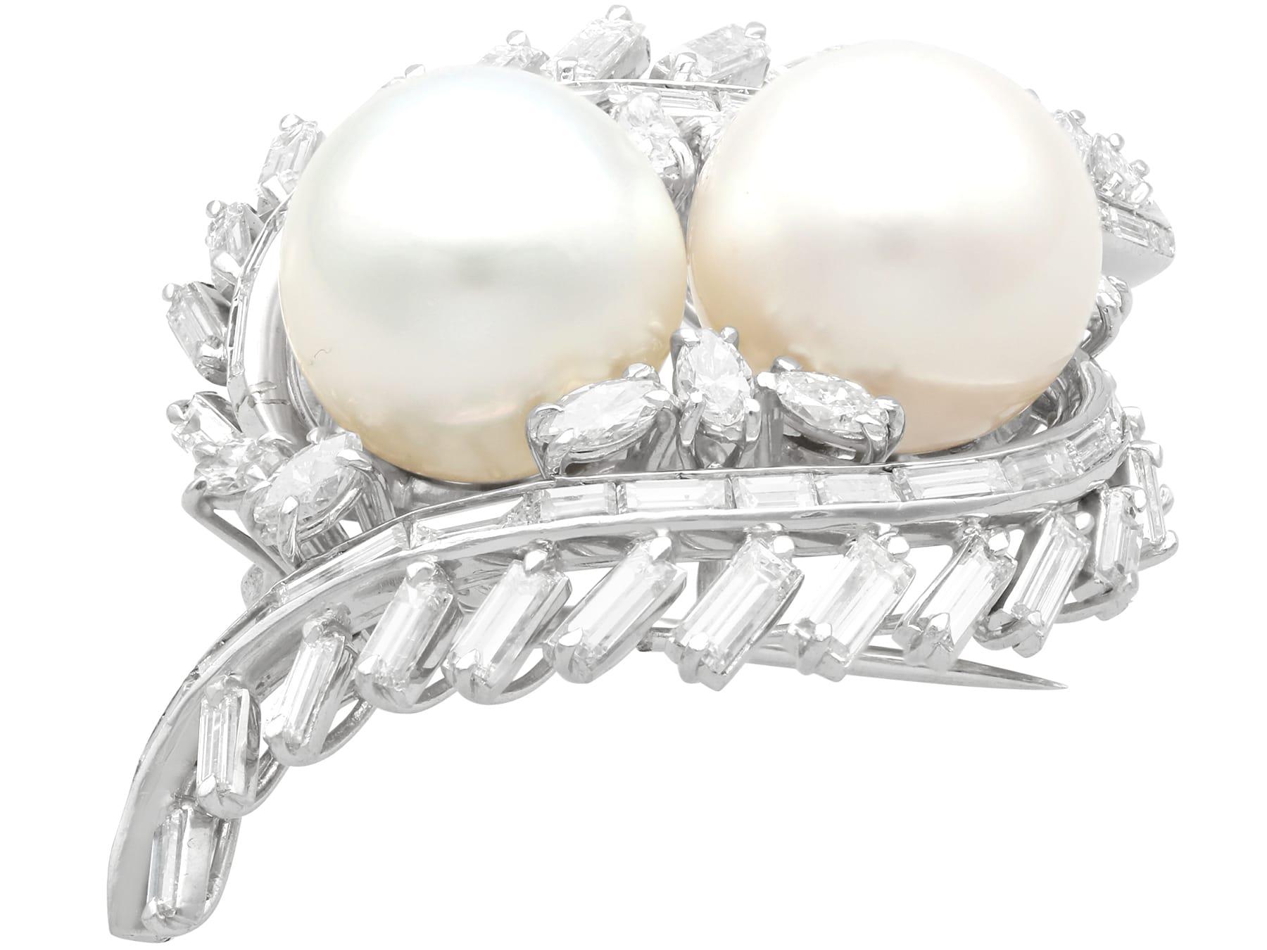 Vintage South Sea Pearl and 4.16ct Diamond Platinum Brooch Circa 1950 In Excellent Condition For Sale In Jesmond, Newcastle Upon Tyne