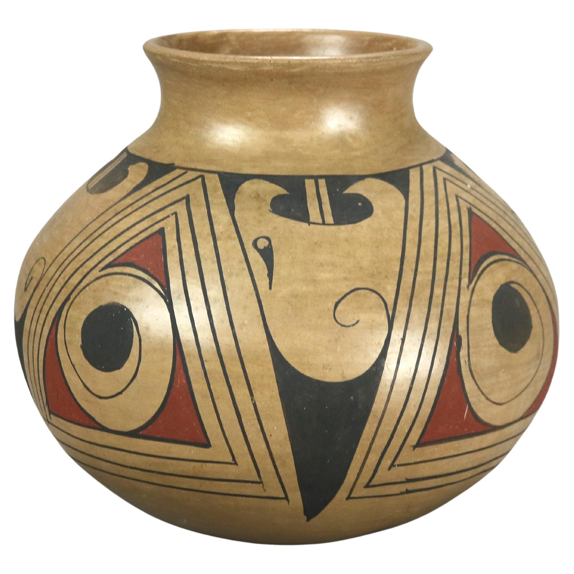 Vintage Southwest Native American Pottery Jar Signed 20thC