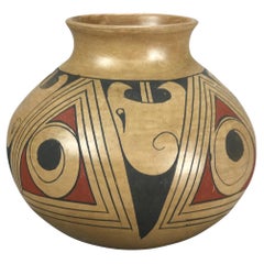 Vintage Southwest Native American Pottery Jar Signed 20thC