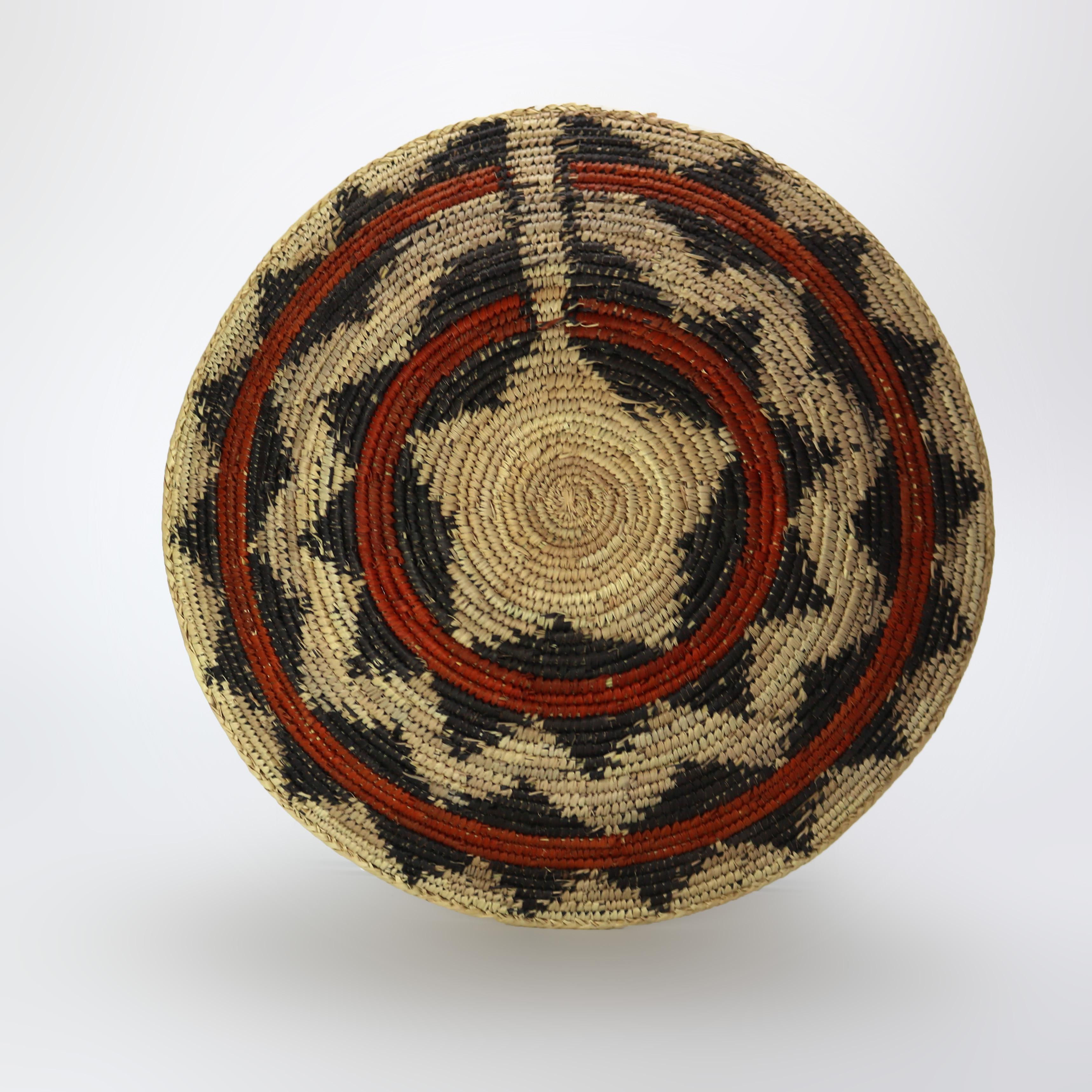 Panier en roseau tressé Vintage Southwest Native American 20thC en vente 1