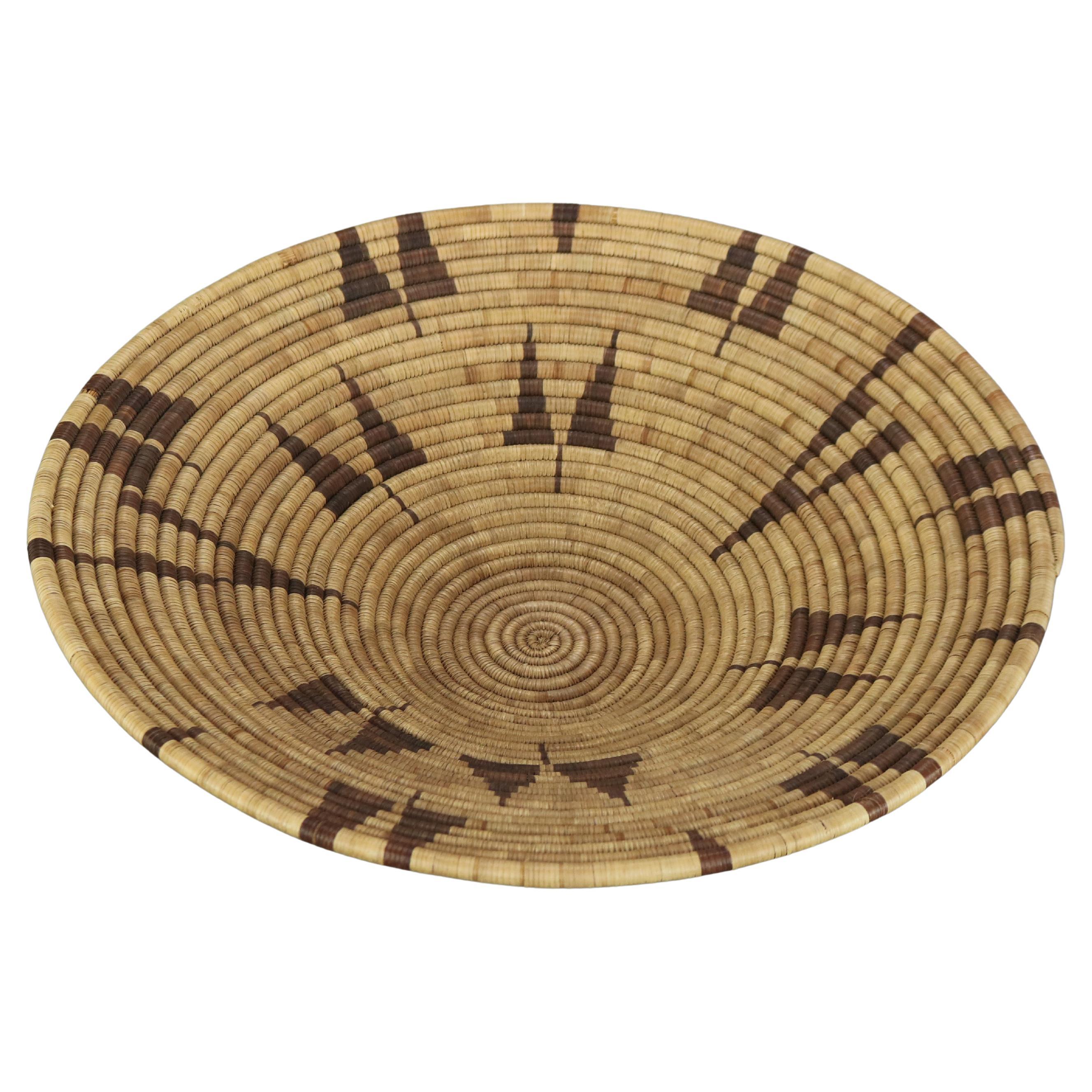 Panier en roseau tressé Vintage Southwest Native American 20thC