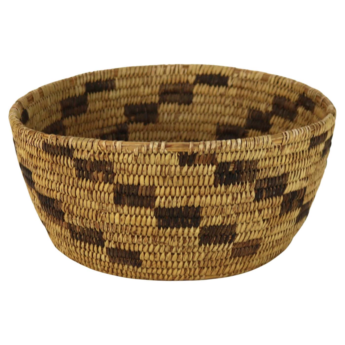 Vintage Southwest Native American Woven Reed Basket 20thC For Sale at ...