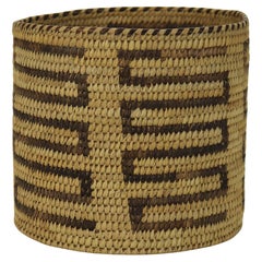 Panier Vintage Southwest Native American Woven Reed Basket 20thC
