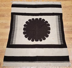 Vintage American Southwestern Flat Weave Kilim Rug in Ivory & Brown