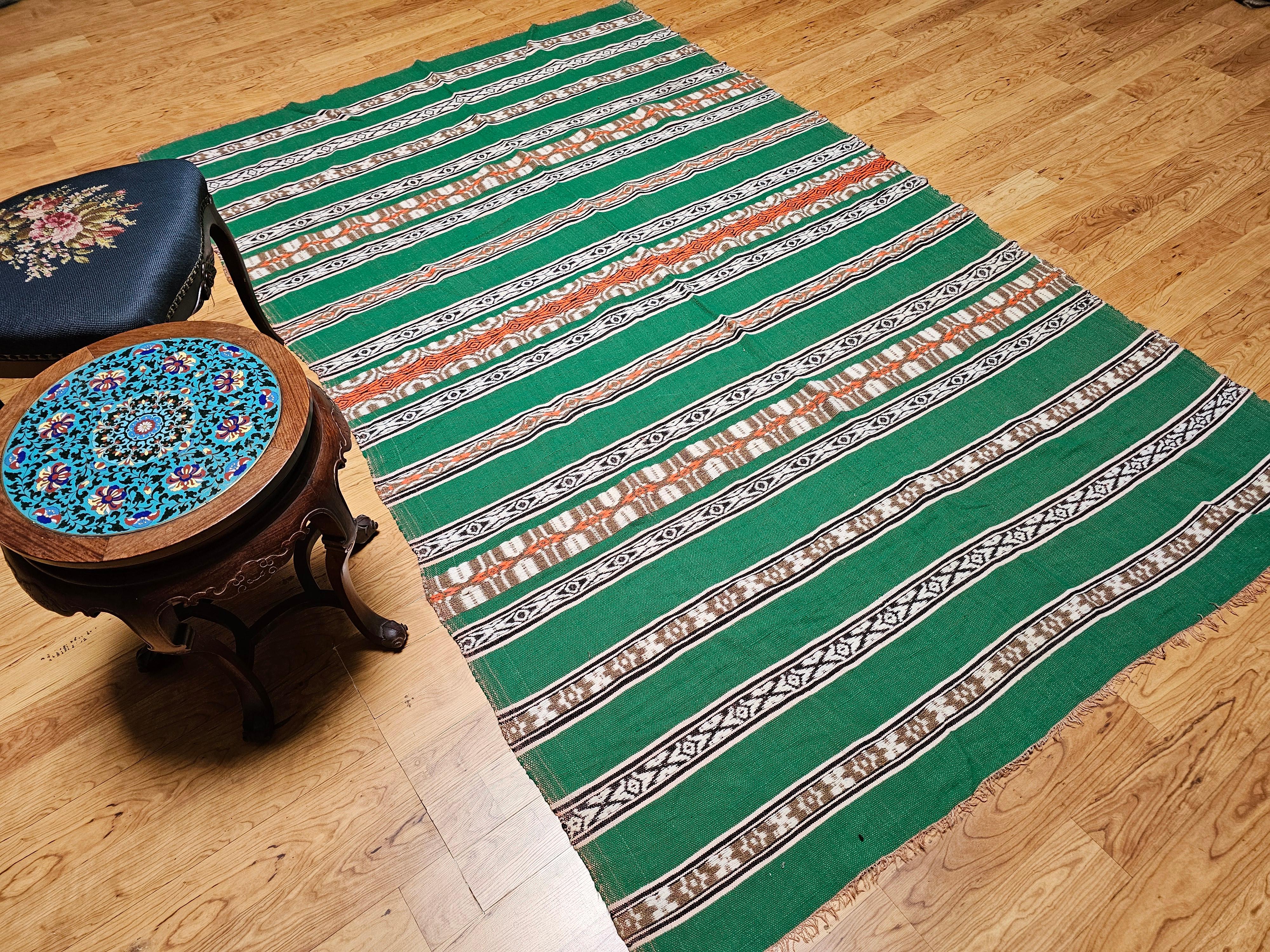 Manta vintage de tejido plano del suroeste en verde, marfil, marrón, naranja y negro en venta 7