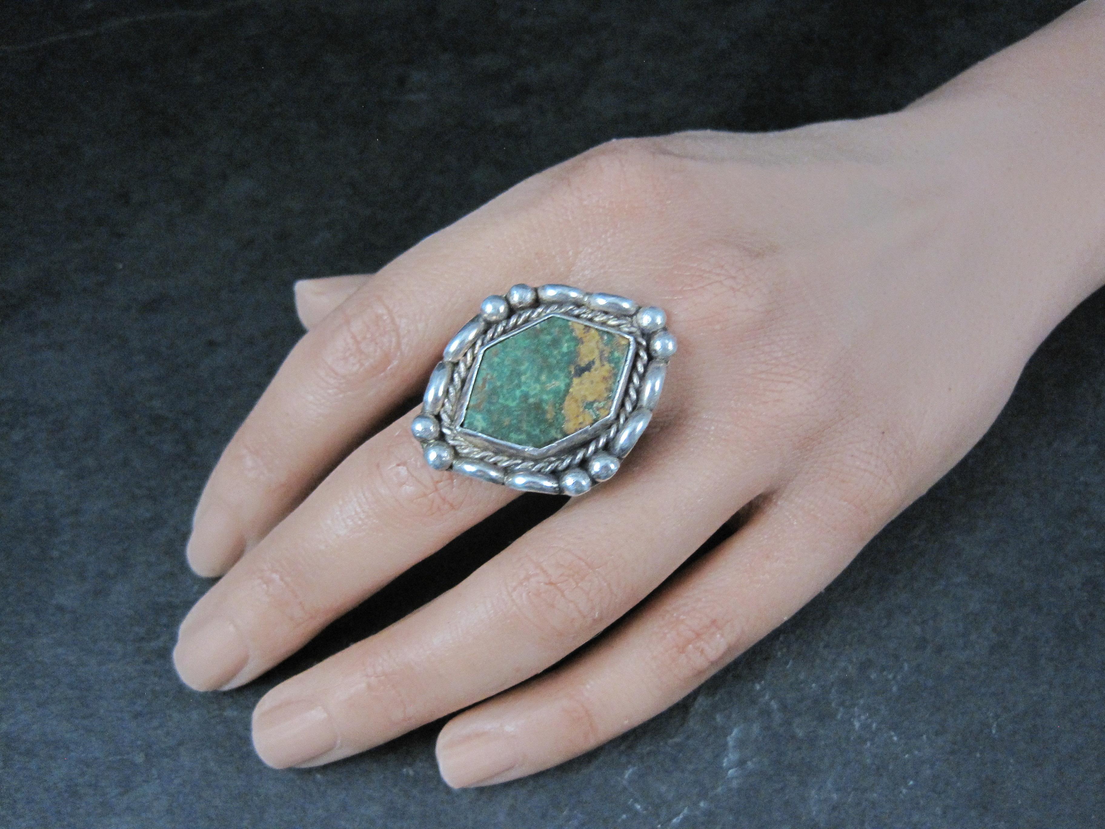 Women's Vintage Southwestern Kings Manassa Green Turquoise Ring Size 8.5 For Sale