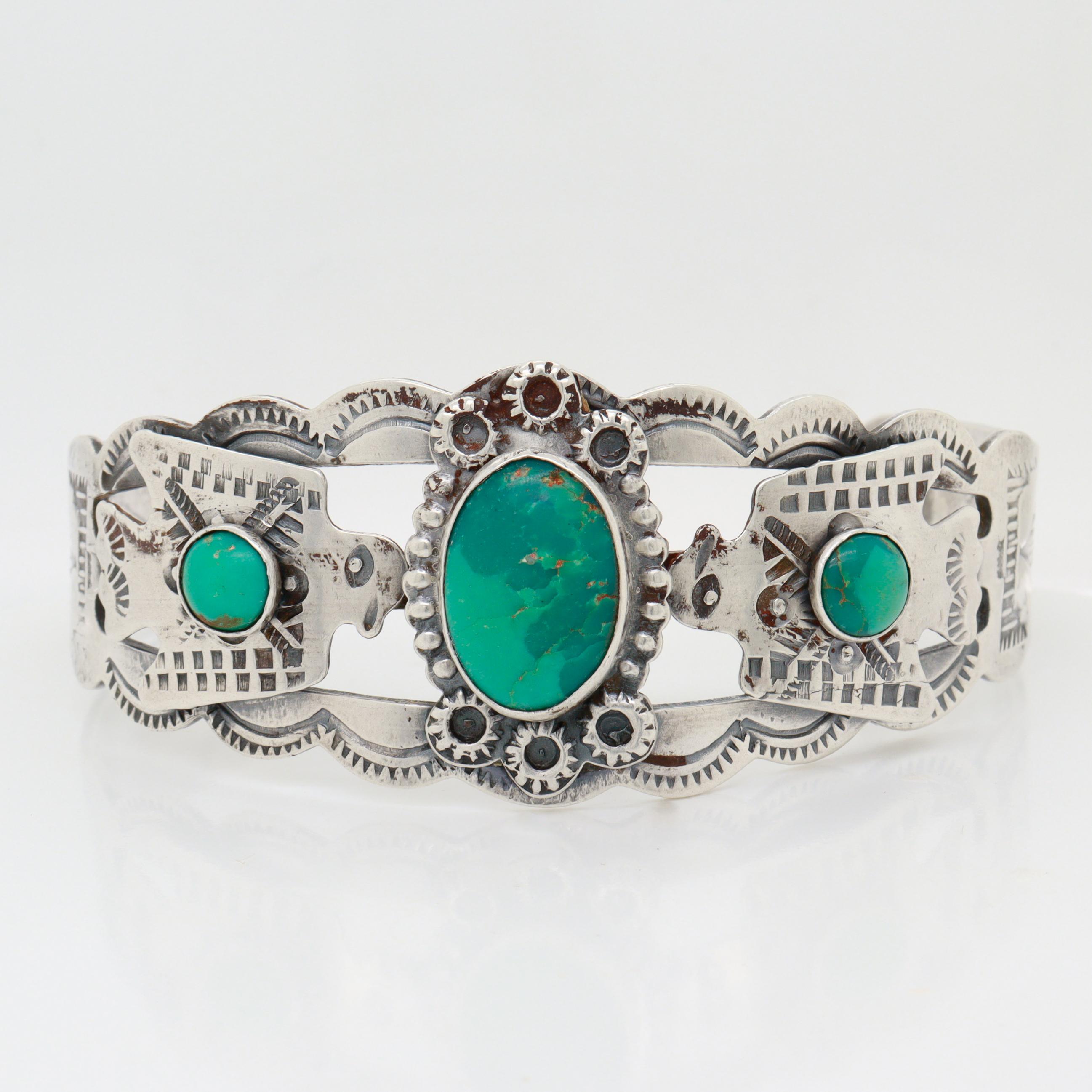 Vintage Southwestern Navajo Sterling Silver & Turquoise Cabochon Cuff Bracelet In Good Condition For Sale In Philadelphia, PA