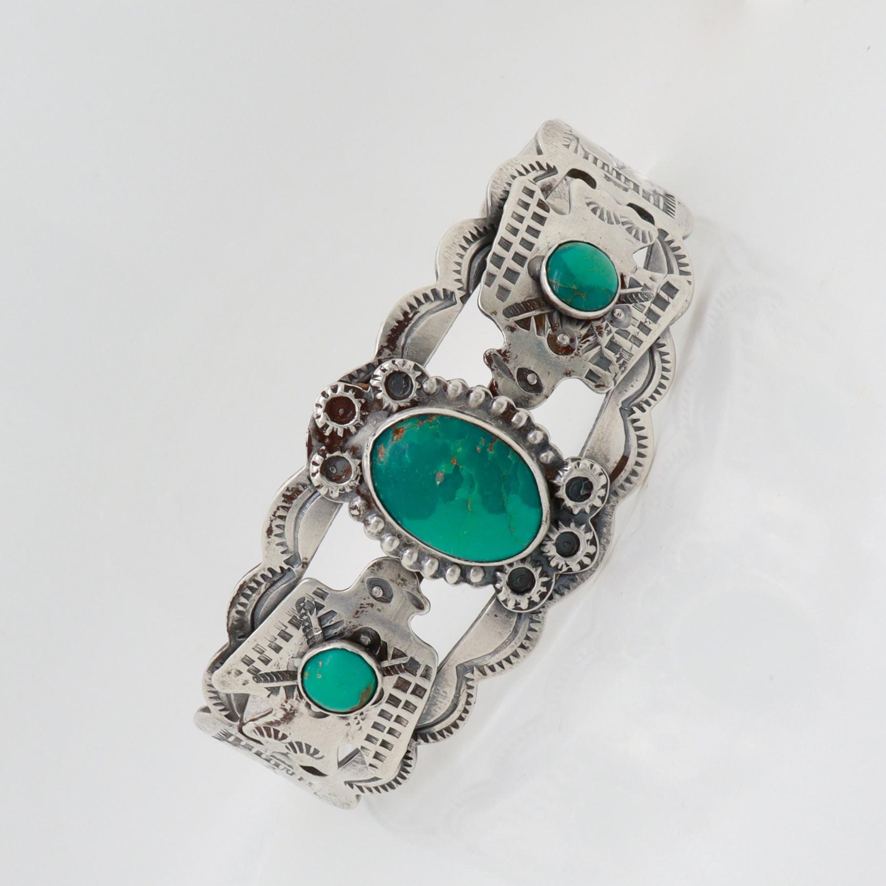 Women's Vintage Southwestern Navajo Sterling Silver & Turquoise Cabochon Cuff Bracelet For Sale