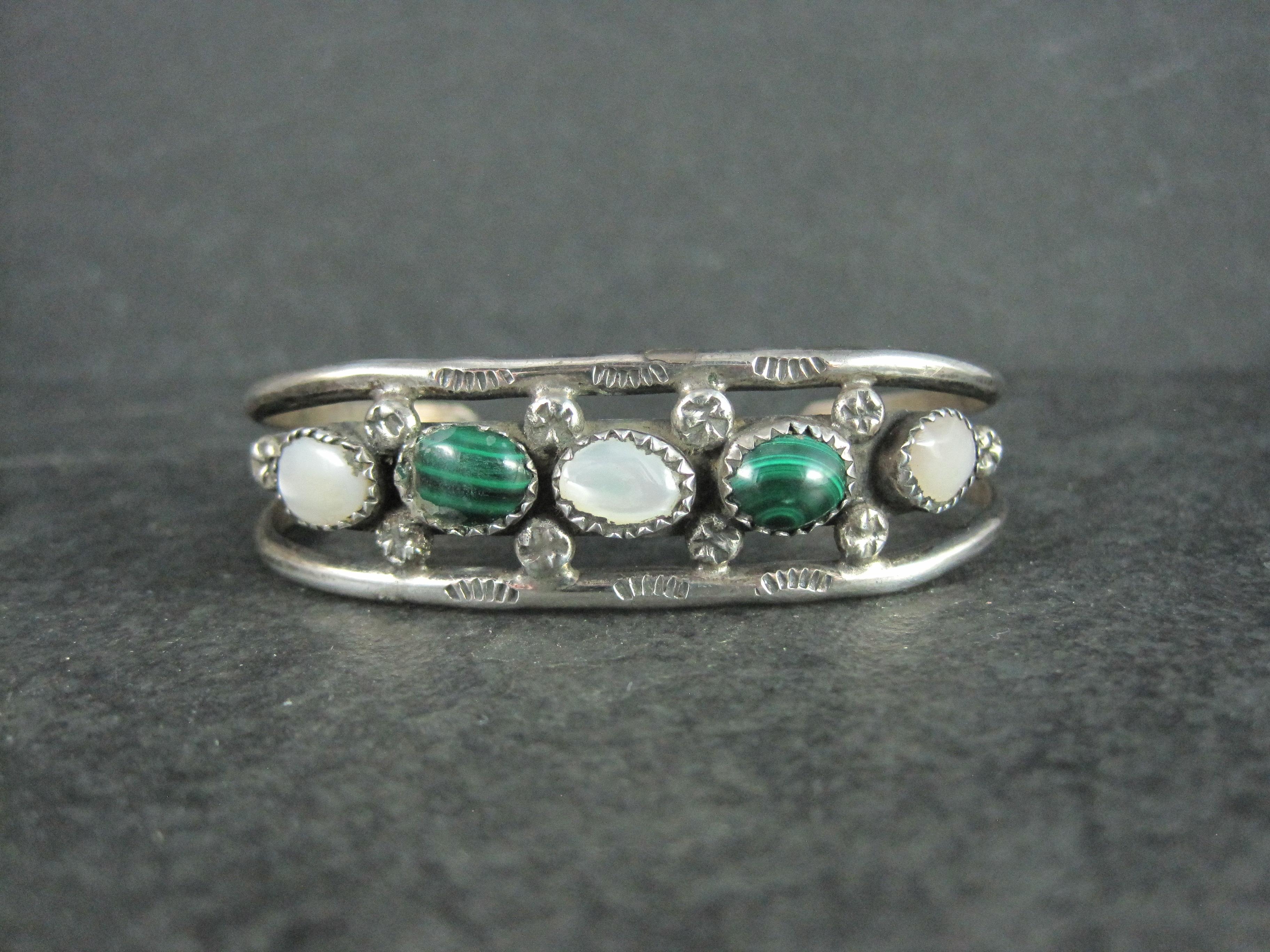 Brazalete Vintage Southwestern Sterling Malaquita Madreperla 6 Pulgadas nativo estadounidense en venta