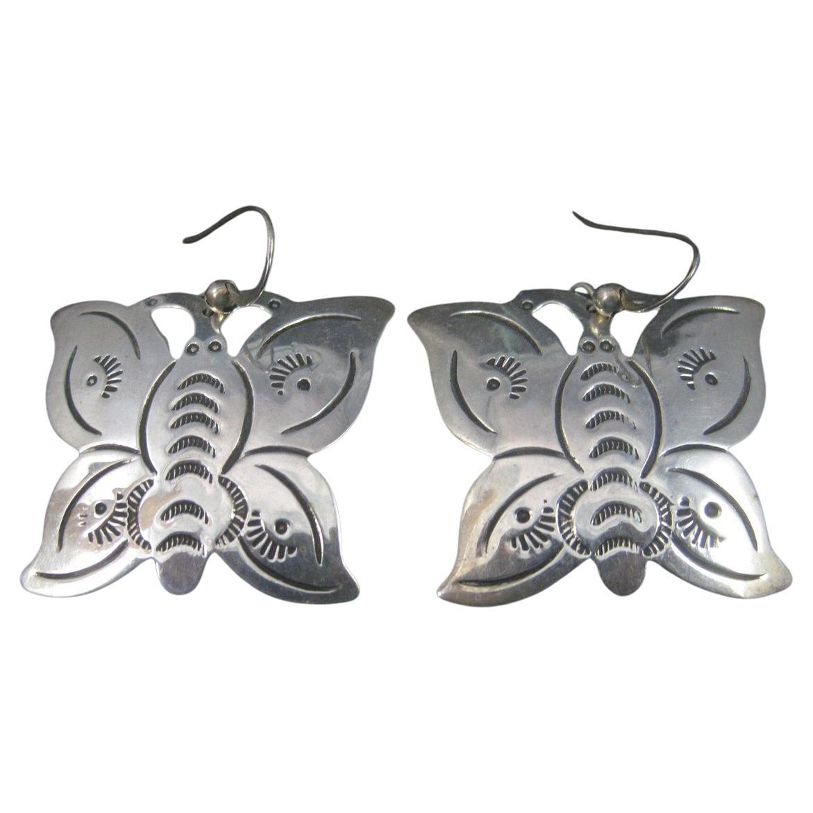 Pendiente mariposa vintage de plata de ley del suroeste
