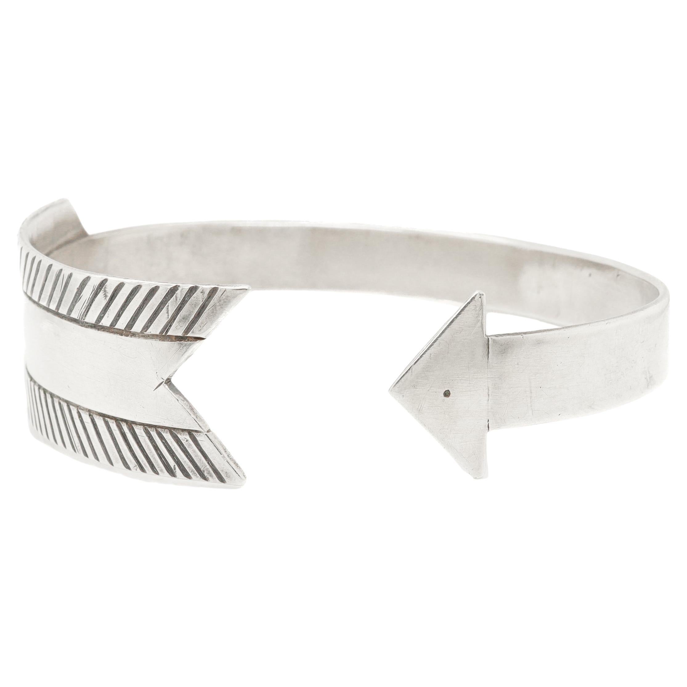 Vintage Southwestern Sterling Silver Figural Arrow Cuff Bracelet