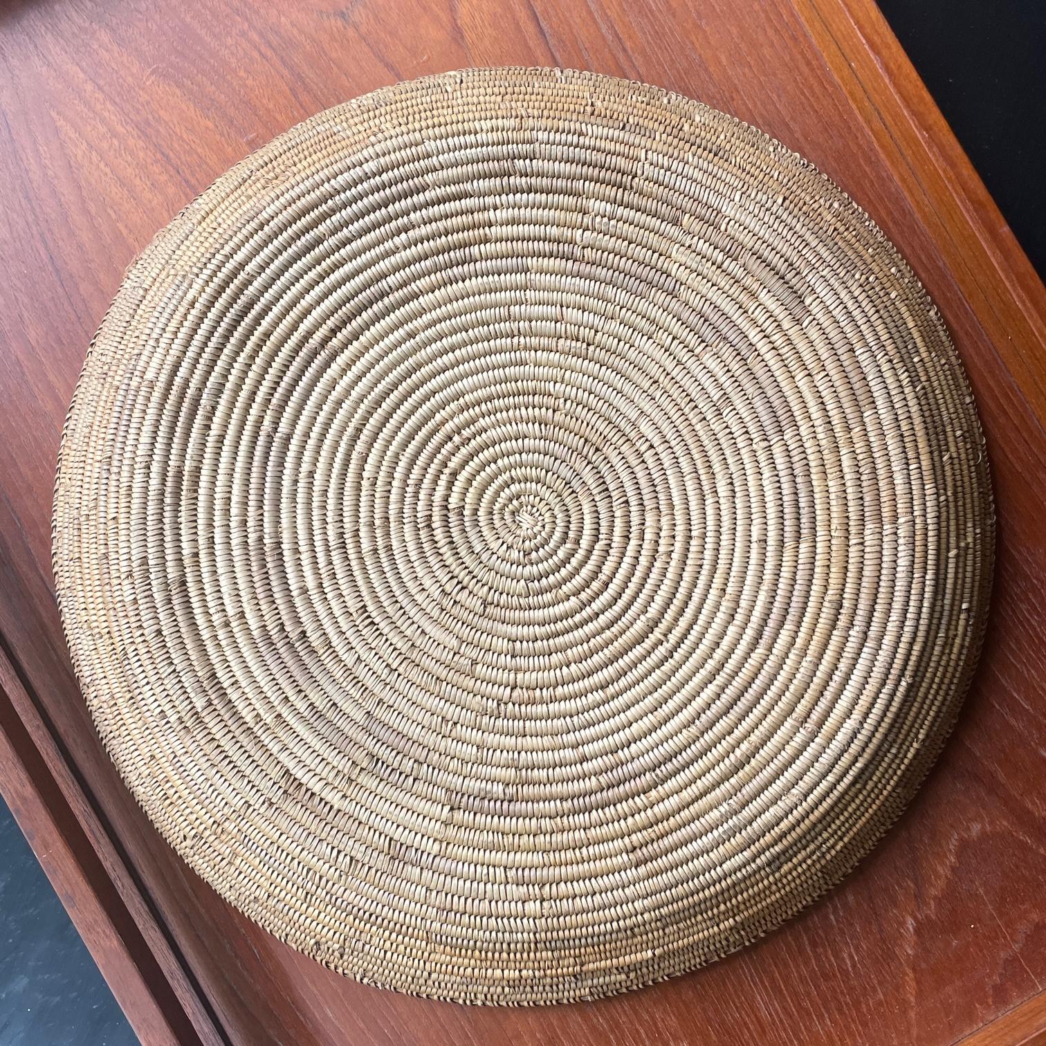 Americano Ciotola a spirale in stile sud-occidentale d'epoca del Midcentury American Modern Craft in vendita