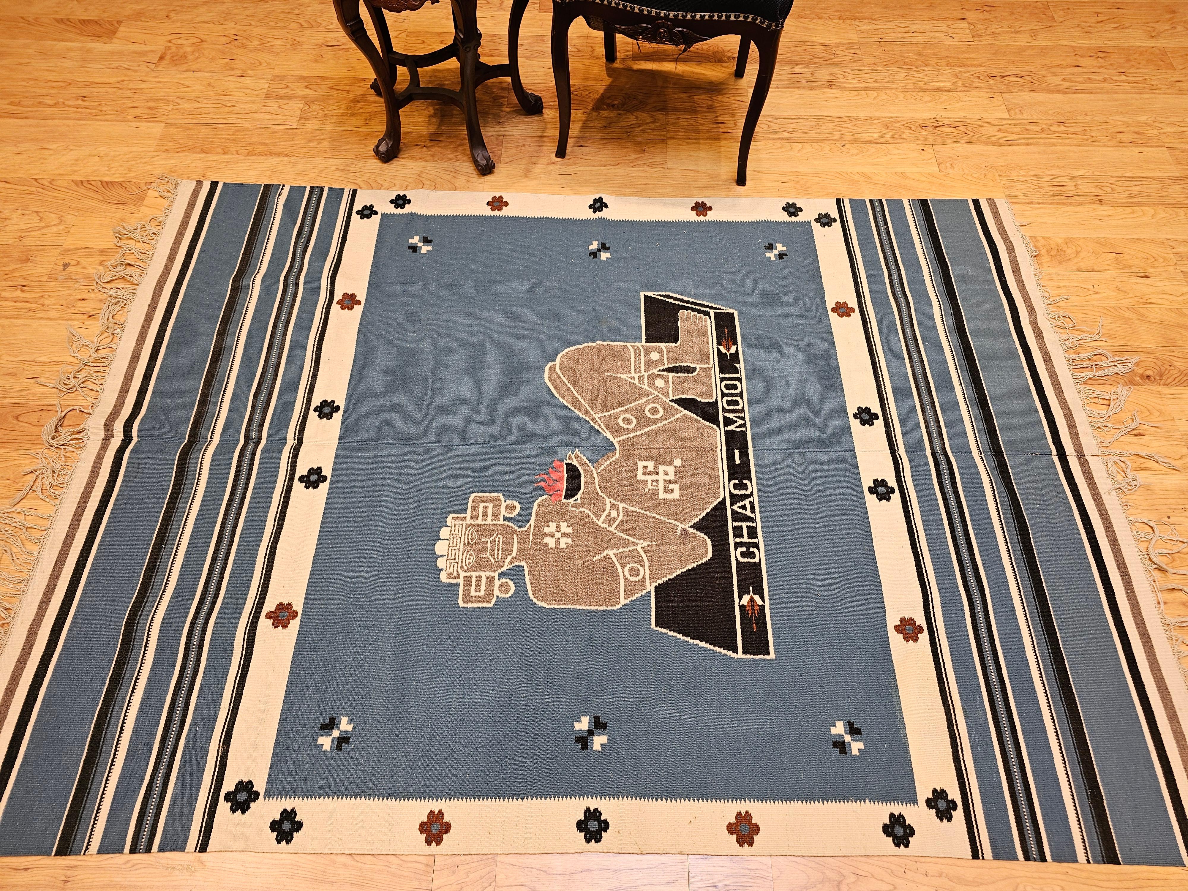 Alfombra Kilim Vintage Texcoco de Tejido Plano del Suroeste en Azul Real y Motivo Deidad en venta 9