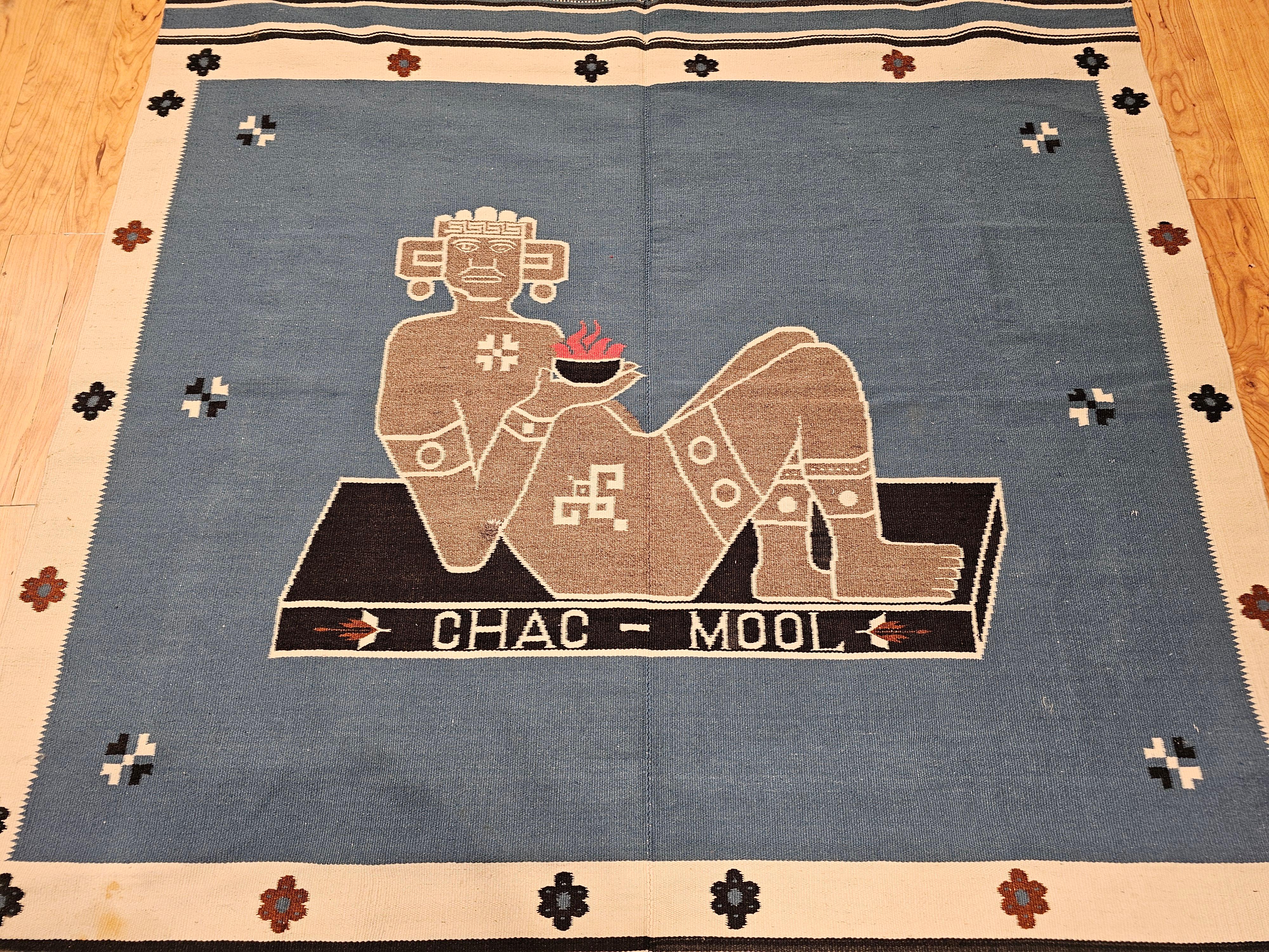 Alfombra Kilim Vintage Texcoco de Tejido Plano del Suroeste en Azul Real y Motivo Deidad siglo XX en venta
