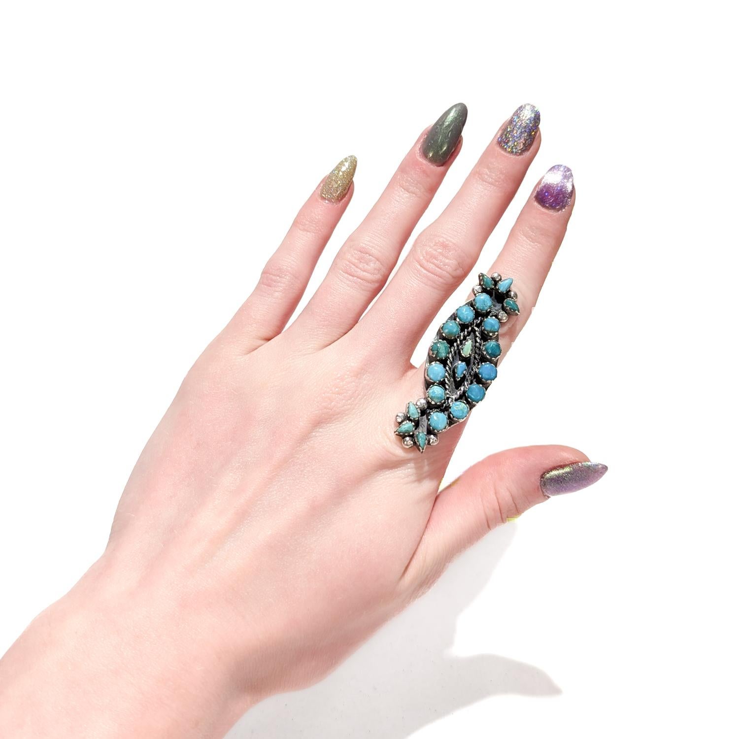 Vintage Southwestern Zuni Silver & Turquoise Cabochon Ring For Sale 3
