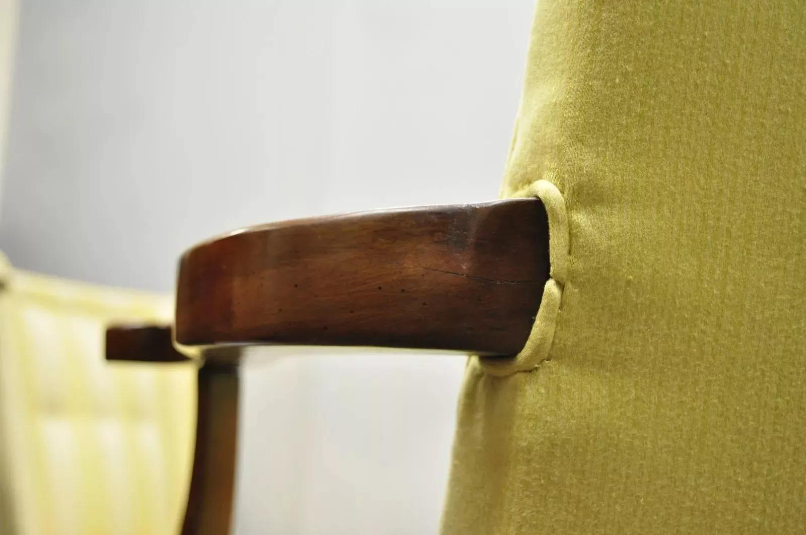 Vintage Southwood Queen Anne Style Mahogany Library Arm Chairs - a Pair For Sale 3