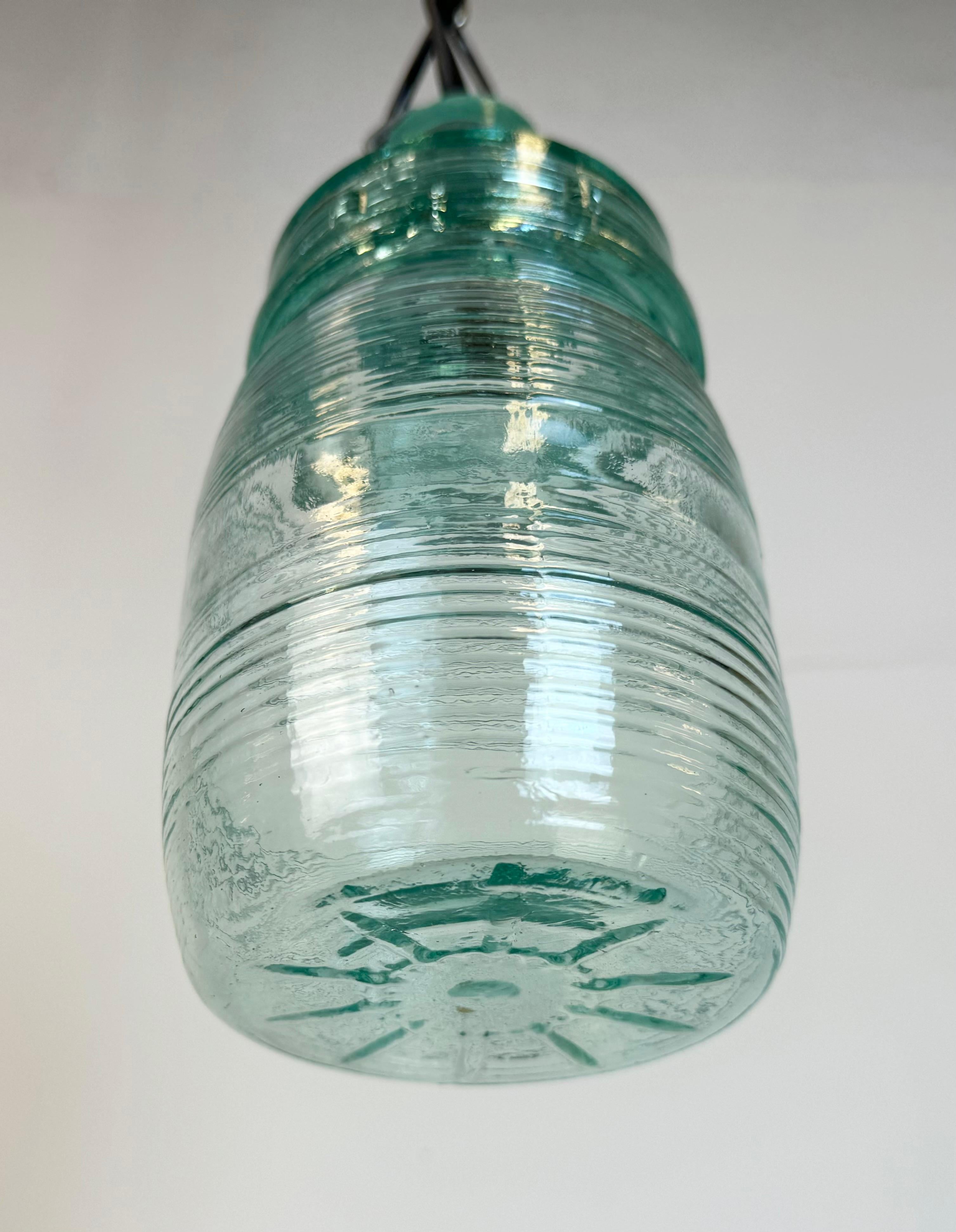 Hängeleuchte aus grünem sowjetischem Glas, 1960er Jahre im Angebot 4