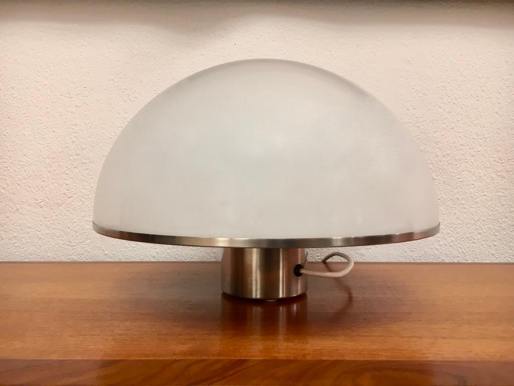 Vintage Space Age Acrylic & Steel Mushroom Table Lamp ca. 1970s For Sale 2