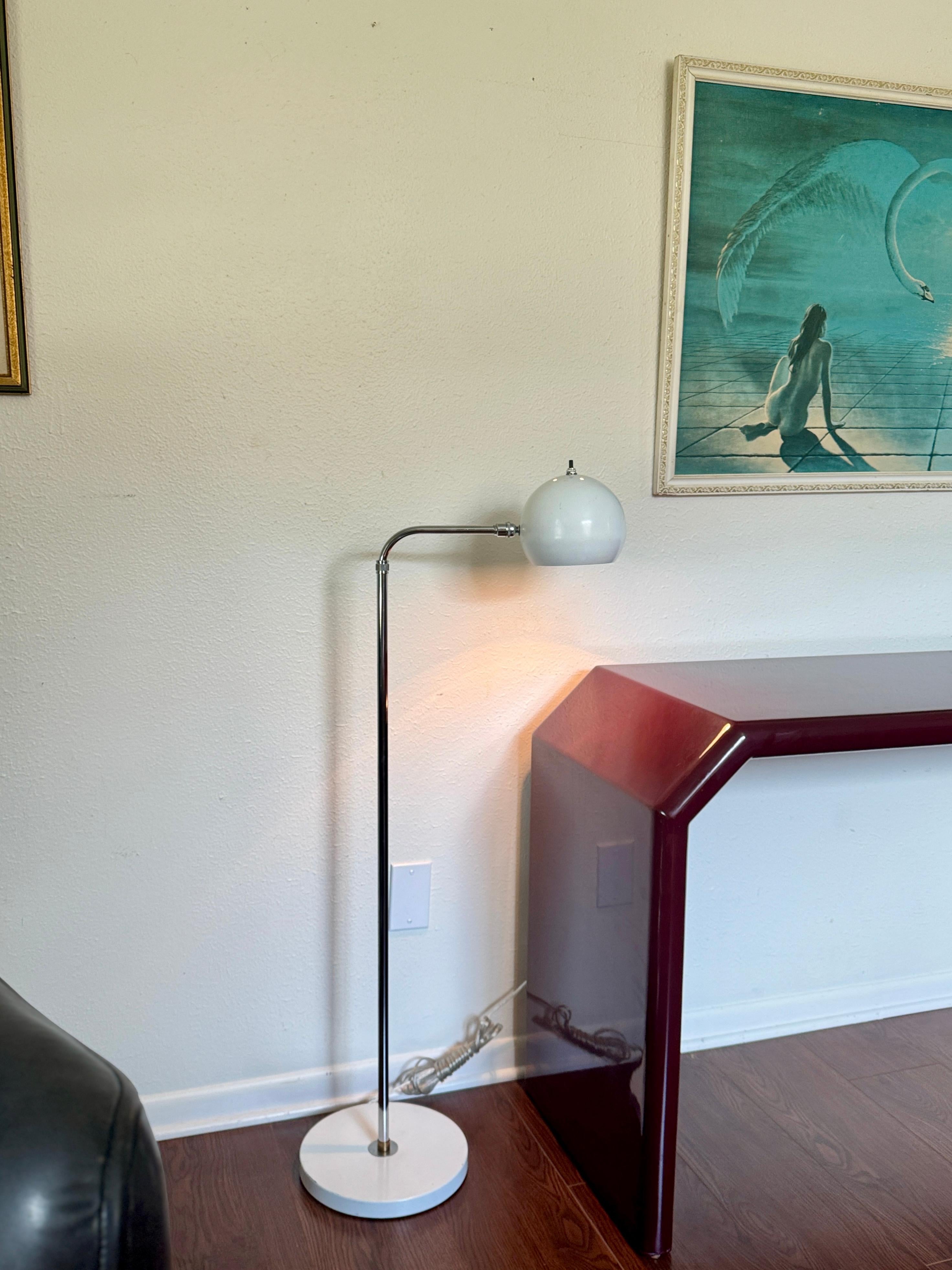 Late 20th Century Vintage space age adjustable chrome floor lamp with white accents, circa 1970s For Sale