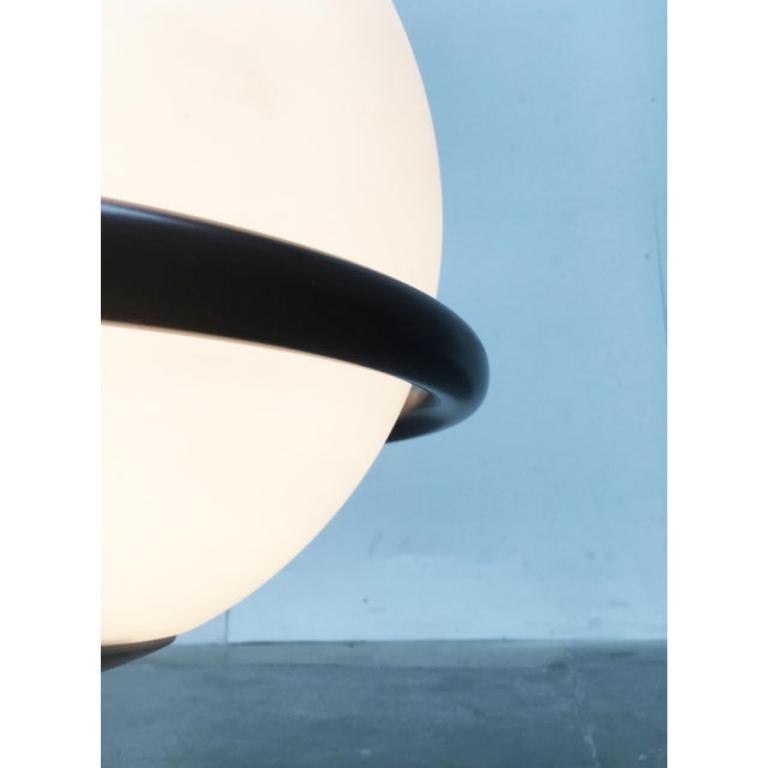 Ère spatiale Lampadaire vintage boule de l'ère spatiale en vente