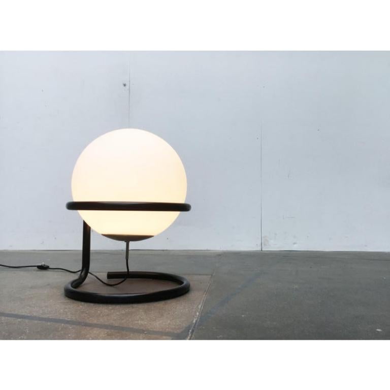 Lampadaire vintage boule de l'ère spatiale en vente 1