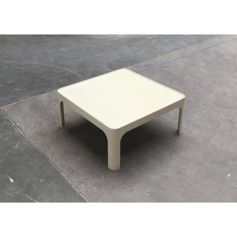 Ère spatiale Table basse vintage de l'ère spatiale par Preben Fabricius en vente