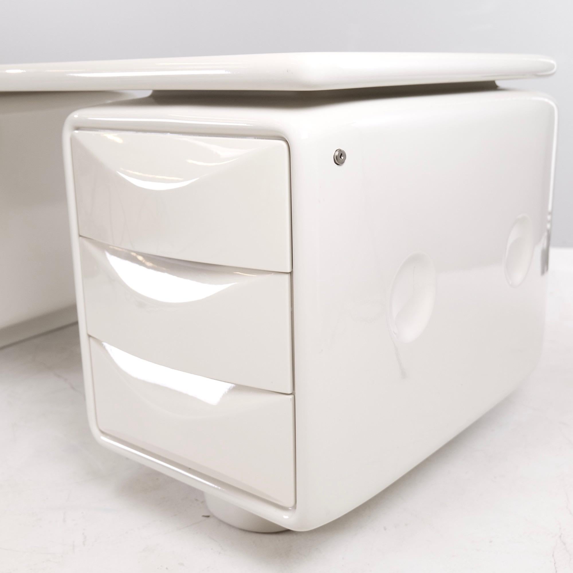 space age schreibtisch