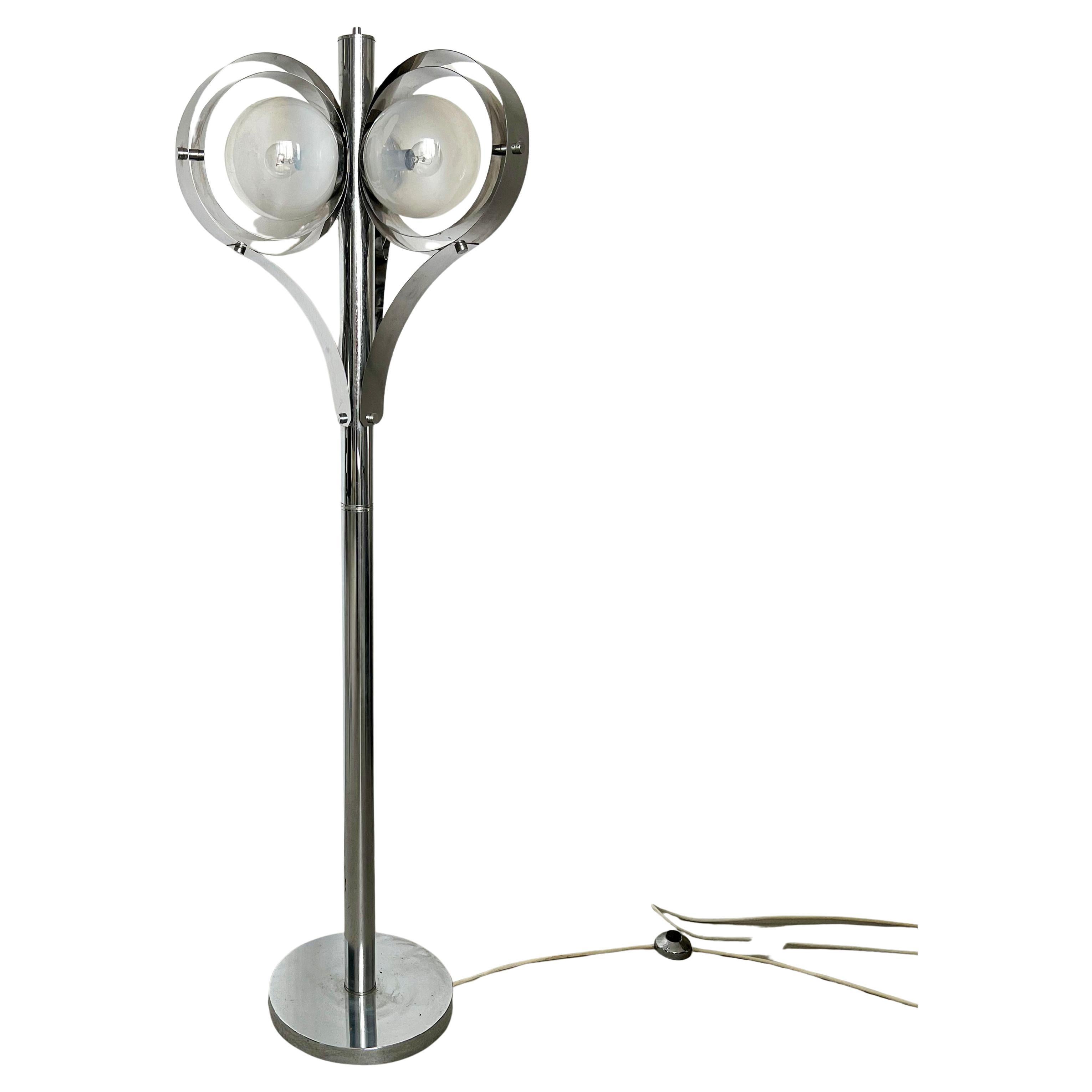 Vintage Space Age floor lamp in chromed metal with three ribbon lightshades