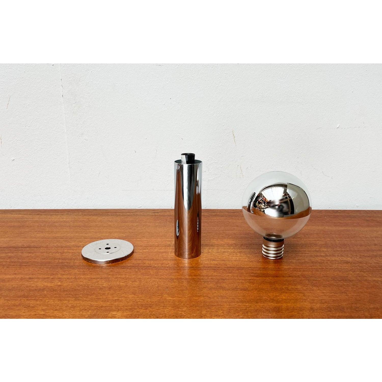 Deutsche Deckenleuchte aus Chrom und Glas aus dem Space Age von Motoko Ishii, 1970er Jahre im Angebot 5