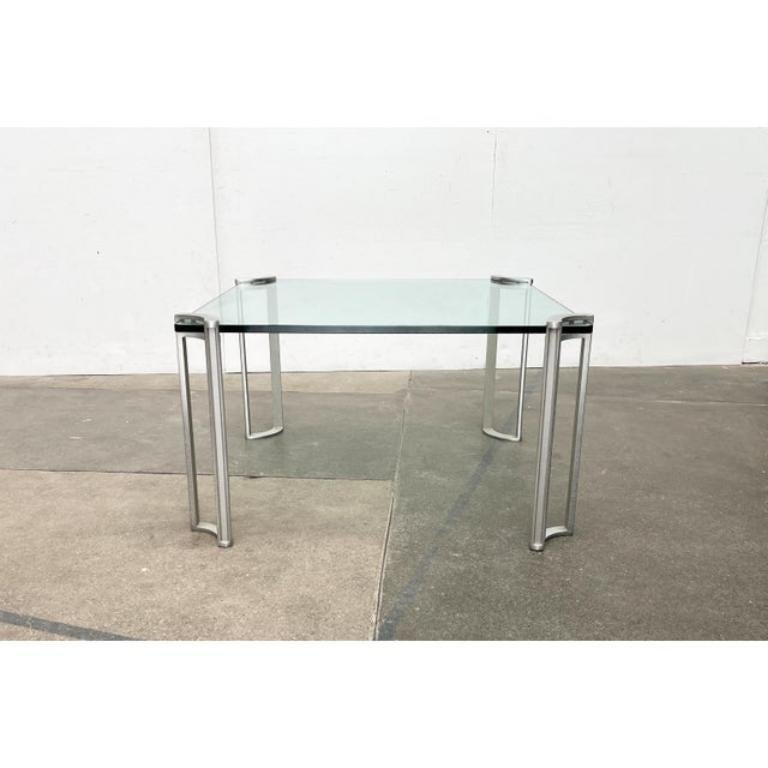 Couch-Tisch aus Glas und Aluminium aus dem Space Age-Zeitalter, Peter Ghyczy zugeschrieben, 1970er Jahre (20. Jahrhundert) im Angebot