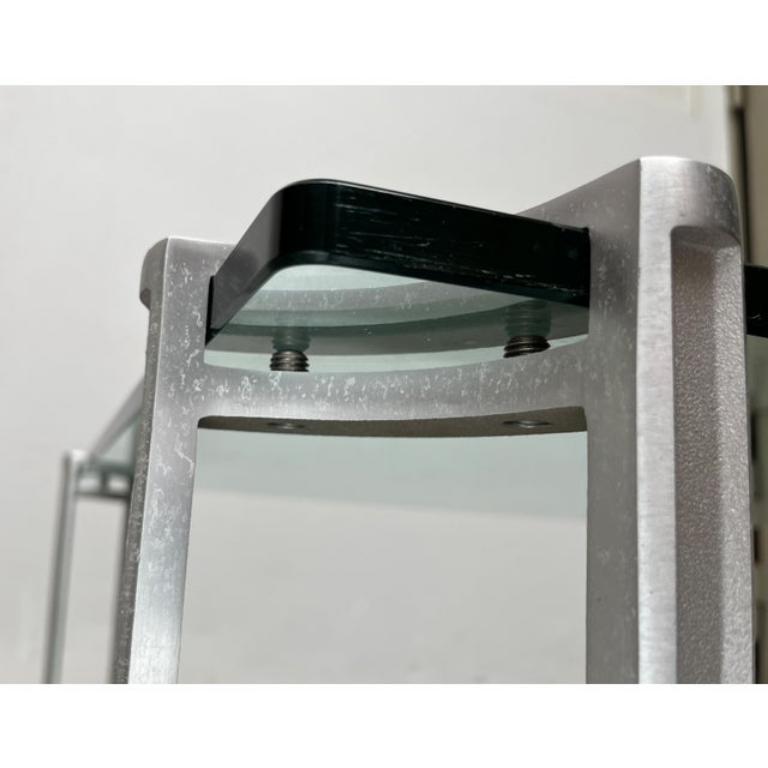 Couch-Tisch aus Glas und Aluminium aus dem Space Age-Zeitalter, Peter Ghyczy zugeschrieben, 1970er Jahre im Angebot 4
