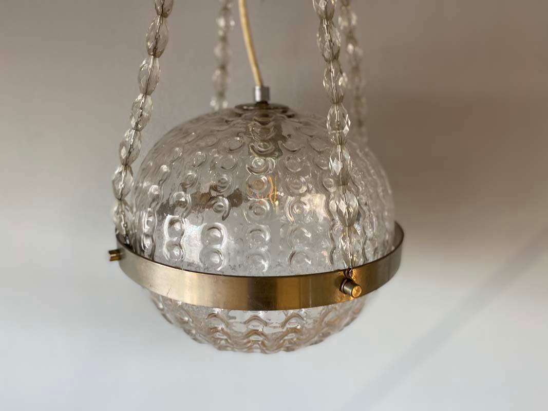 Lampe à suspension vintage en forme de boule en verre de l'ère spatiale, Allemagne, années 1970 en vente 8
