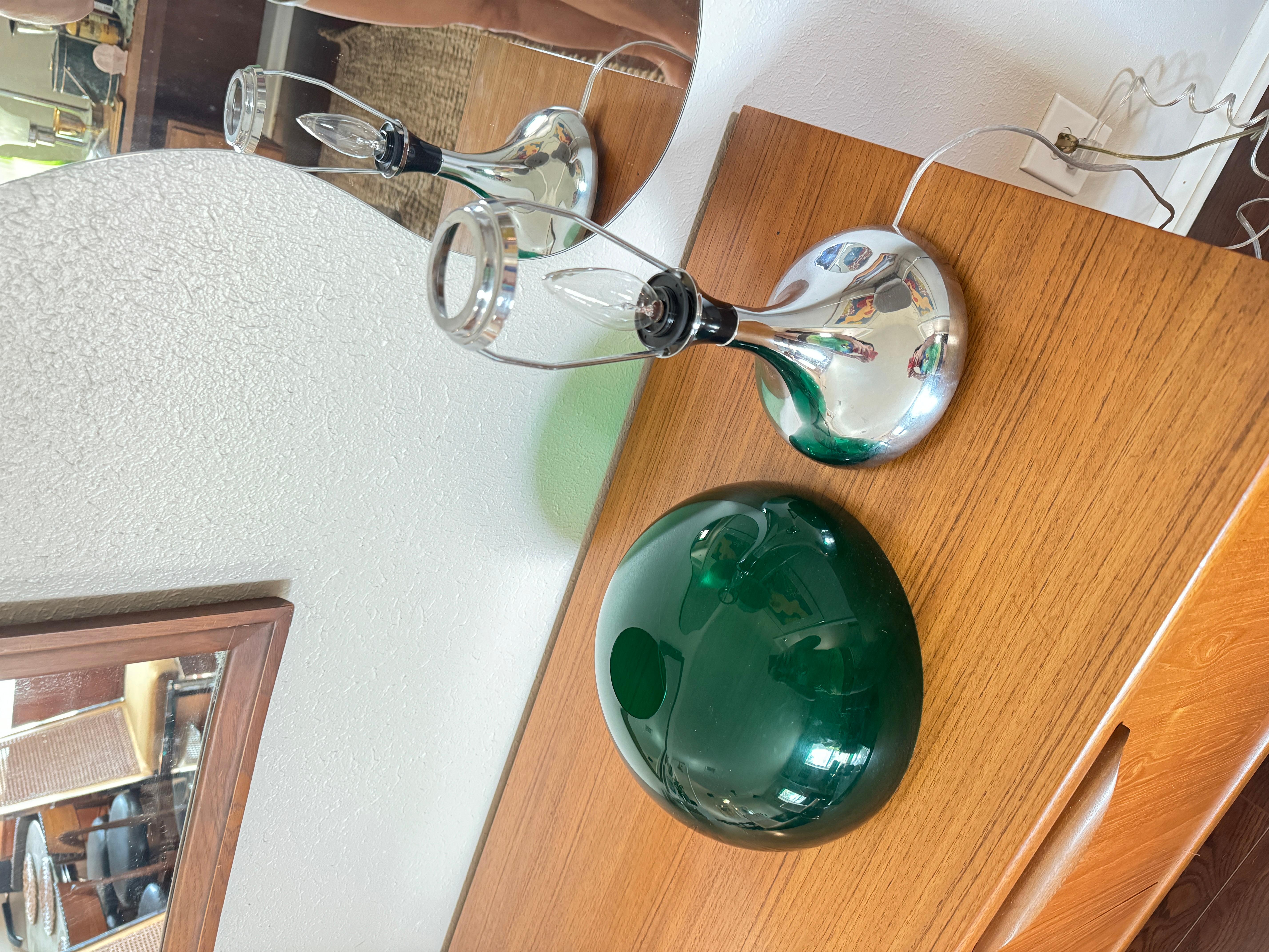 Space Age Vintage space age green and chrome mushroom touch lamp, circa 1970s For Sale