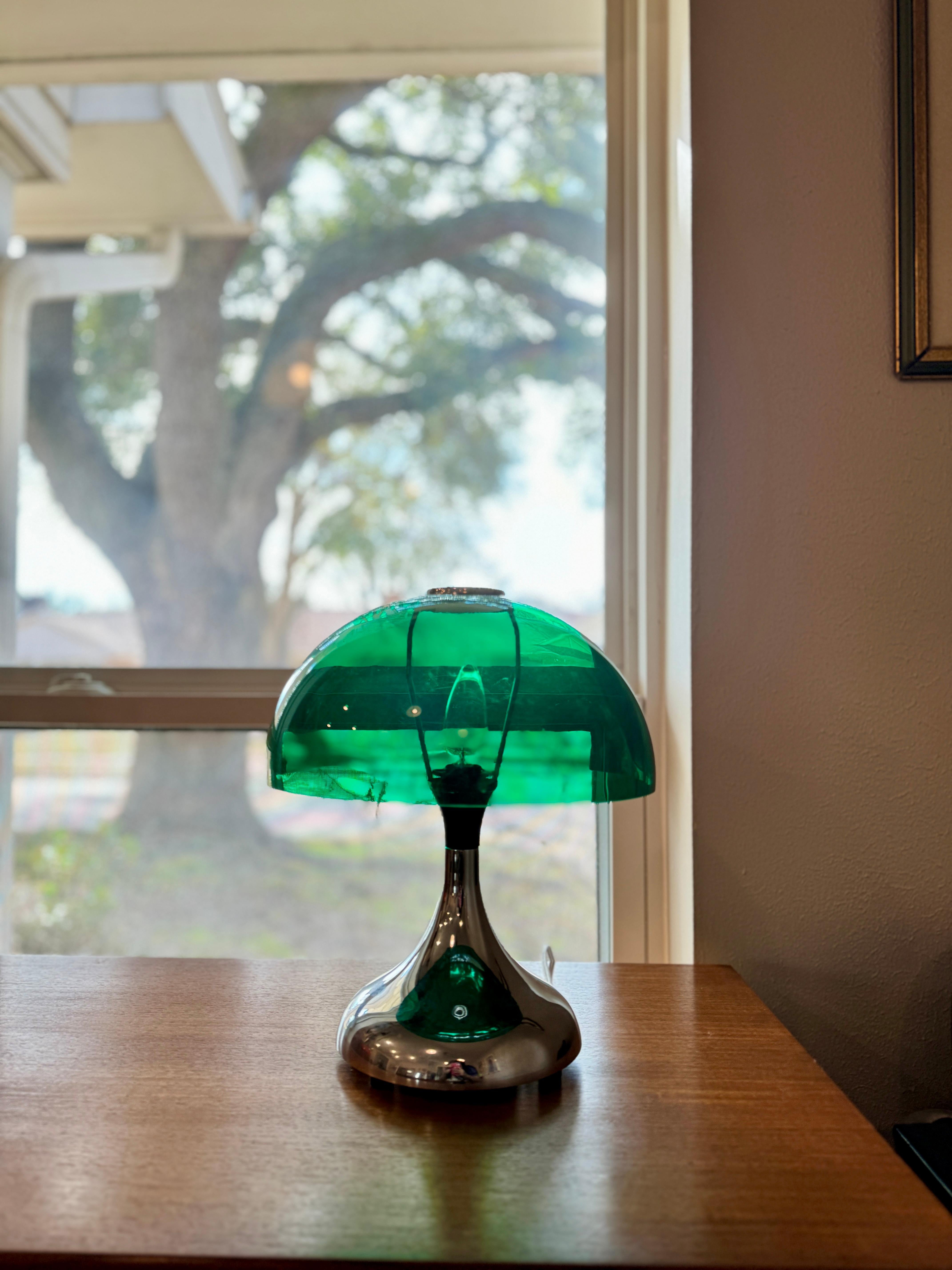Chrome Vintage space age green and chrome mushroom touch lamp, circa 1970s For Sale