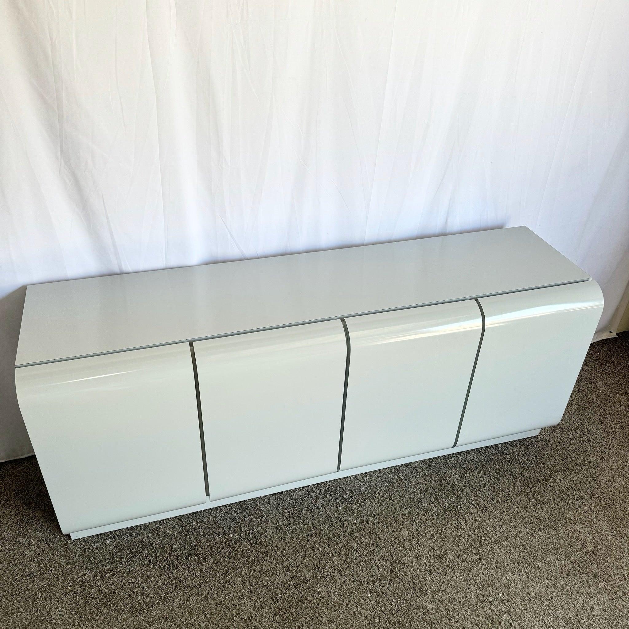 Crédence à porte cascade en stratifié gris laqué Vintage A Space en vente 4