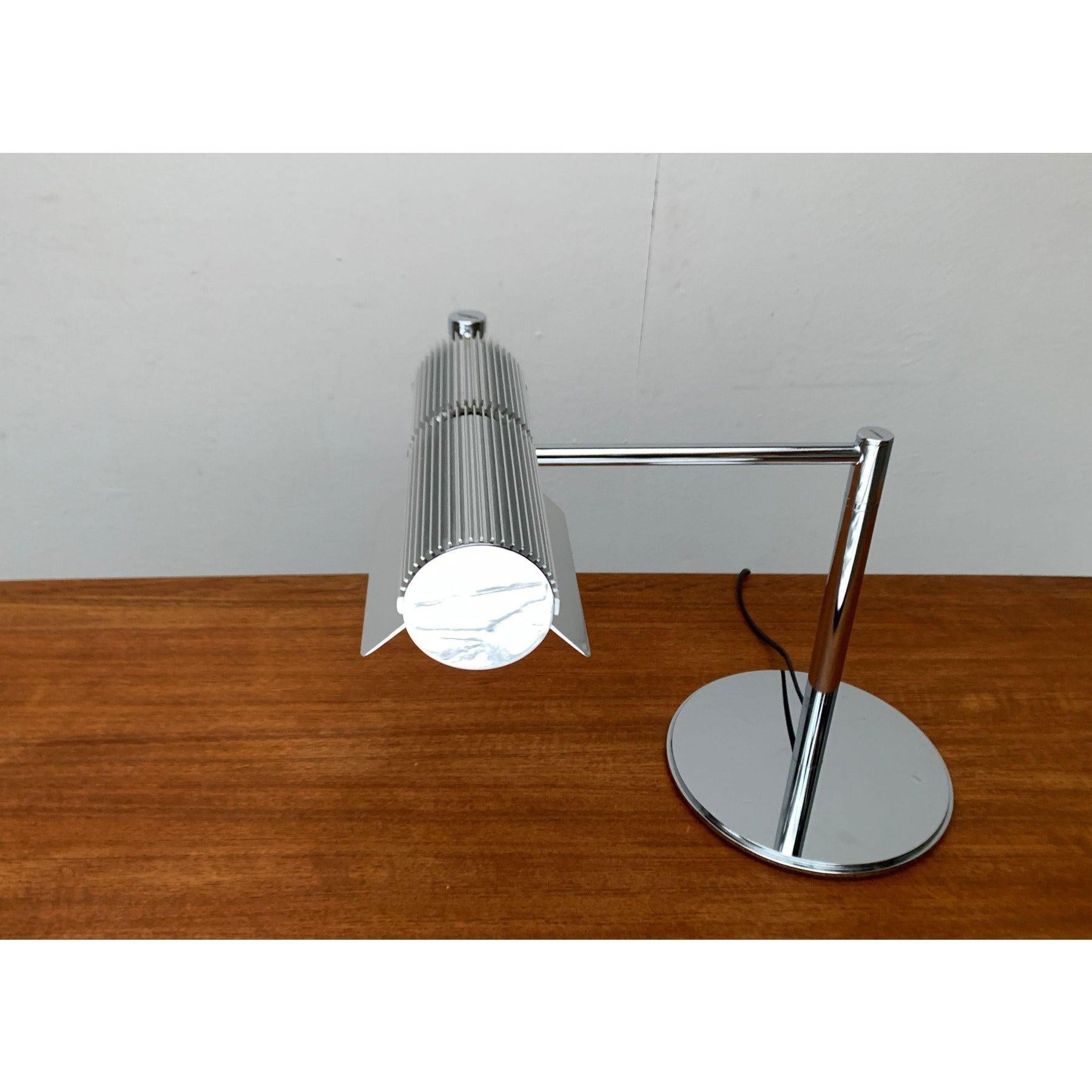 20ième siècle Lampe de bureau vintage Haloprofil de l'ère spatiale par V. Frauenknecht, 1970 en vente